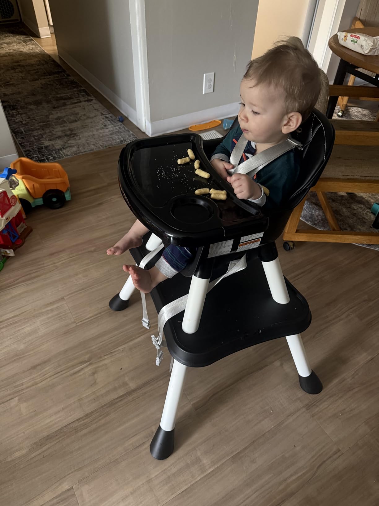 UNISWAN 6 in 1 Baby High Chair, Highchair for Babies and Toddlers | Convertible Highchair, Booster Seat, 5-Point Harness, Kids Learning Table & Chair customer photo 1