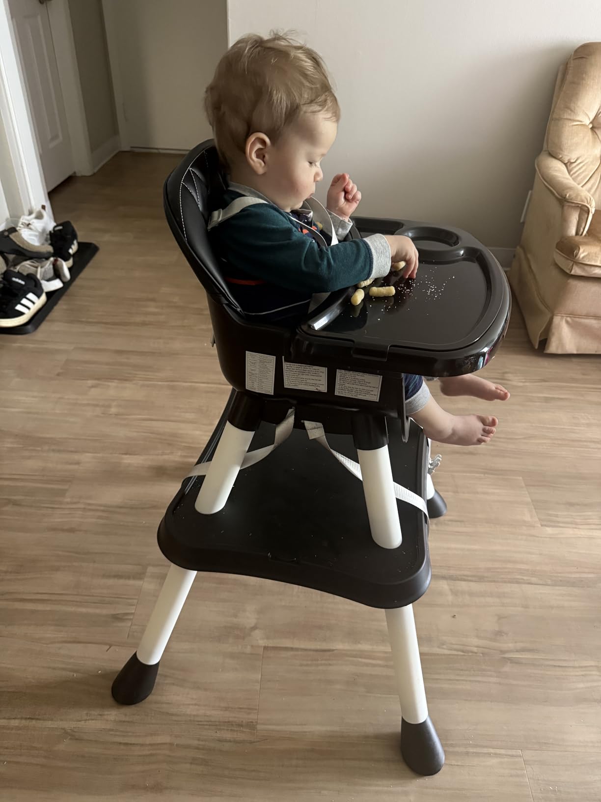 UNISWAN 6 in 1 Baby High Chair, Highchair for Babies and Toddlers | Convertible Highchair, Booster Seat, 5-Point Harness, Kids Learning Table & Chair customer photo 2