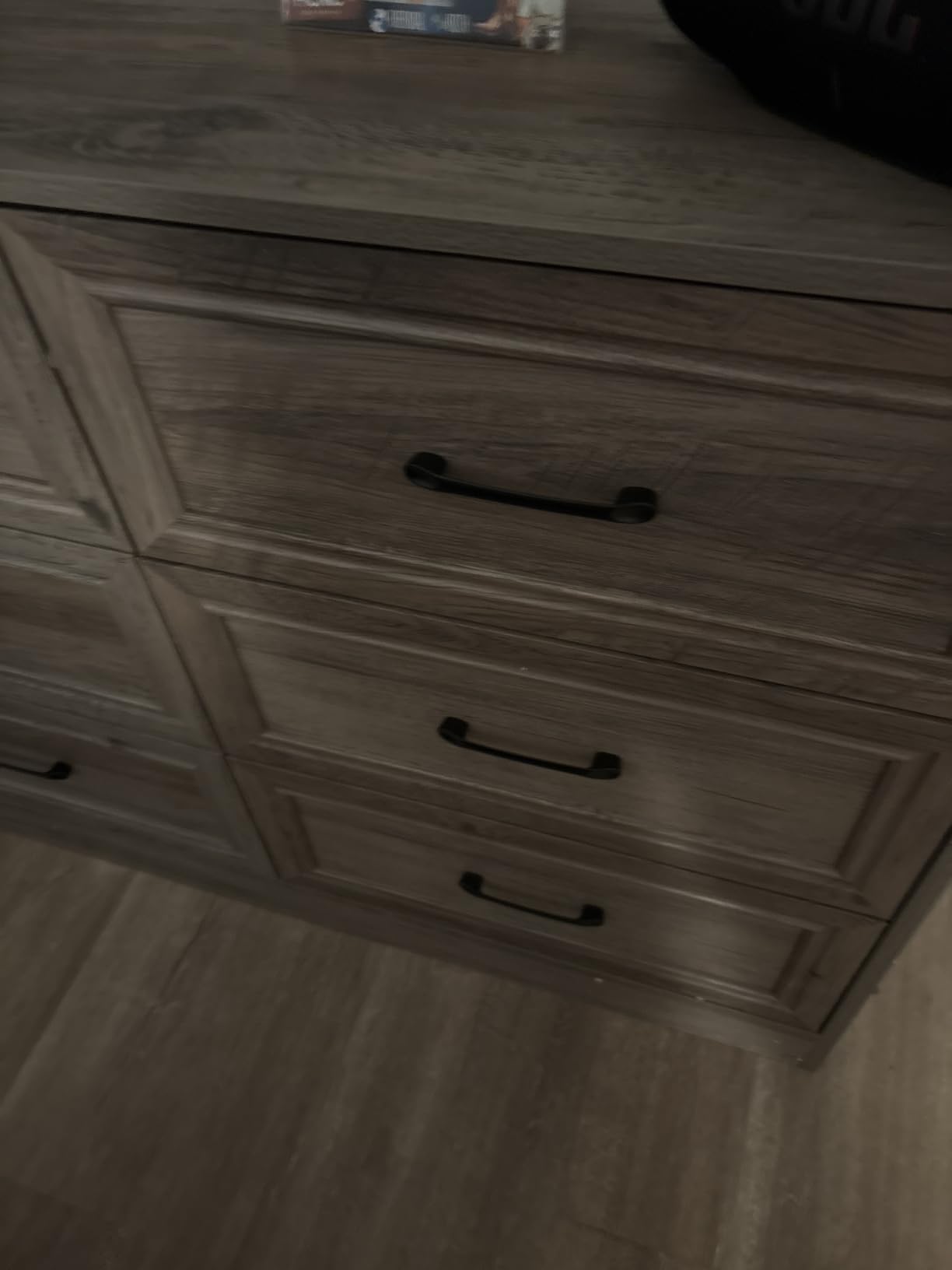 Fameill Dresser for Bedroom, 6 Drawer Wide Dresser Organizer with Charging Station, Tall Dresser for Hallway, Wood Dresser with Metal Handles, Ash Grey customer photo 2