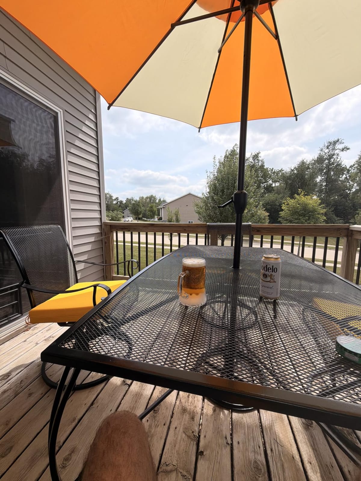 Abba Patio 9FT Lyon Outdoor Patio Umbrella Outdoor Table Umbrella with Push Button Tilt and Crank Market Umbrella 8 Sturdy Ribs UV Protection Waterproof for Garden Deck Backyard Pool Dark Red customer photo 2
