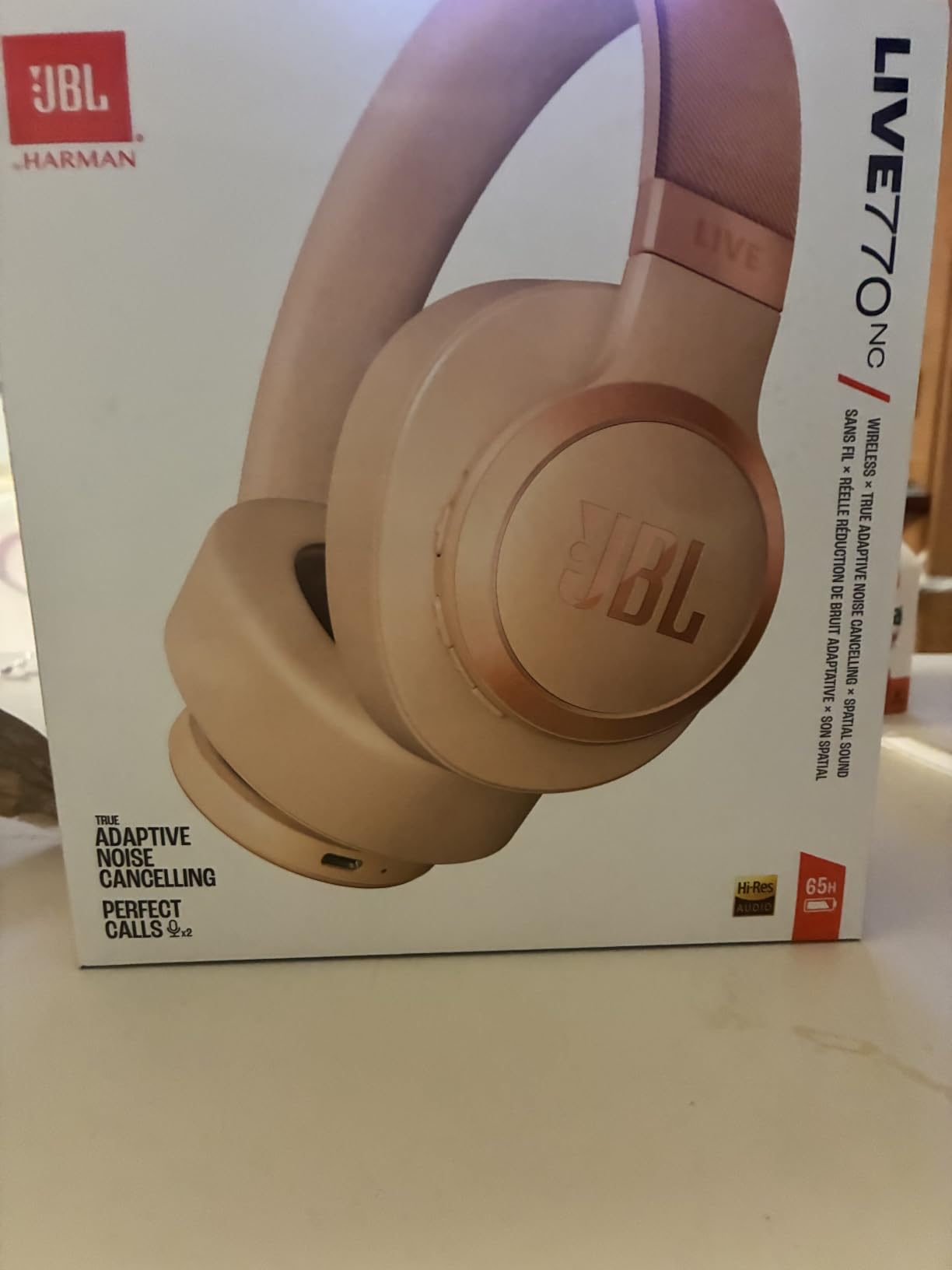 JBL Live 770NC - Wireless Over-Ear Headphones with True Adaptive Noise Cancelling with Smart Ambient, Up to 65 Hours of Battery Life, Comfort-fit Fabric Headband & Carrying Pouch (Black) customer photo 1