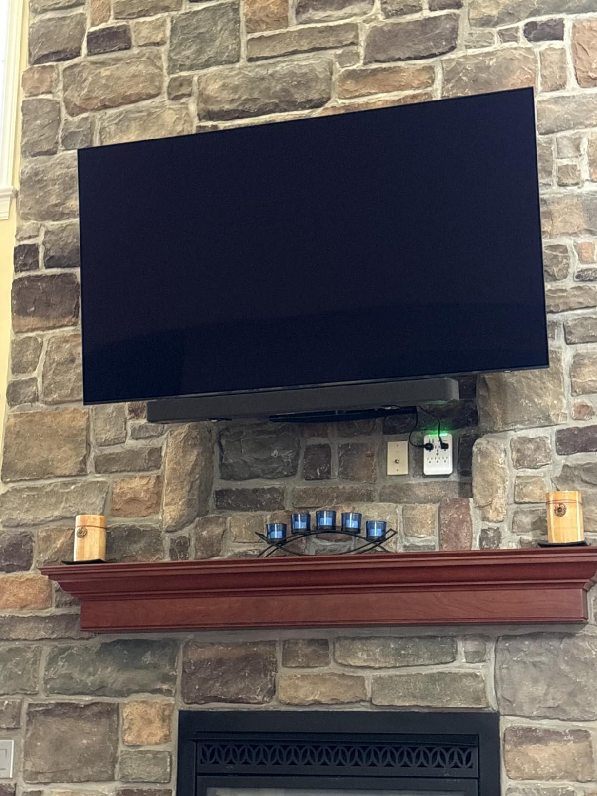 Amazon Fire TV Soundbar Plus with subwoofer and surround sound speakers (newest model), 5.1 channel, Dolby Atmos, clear dialogue customer photo 1