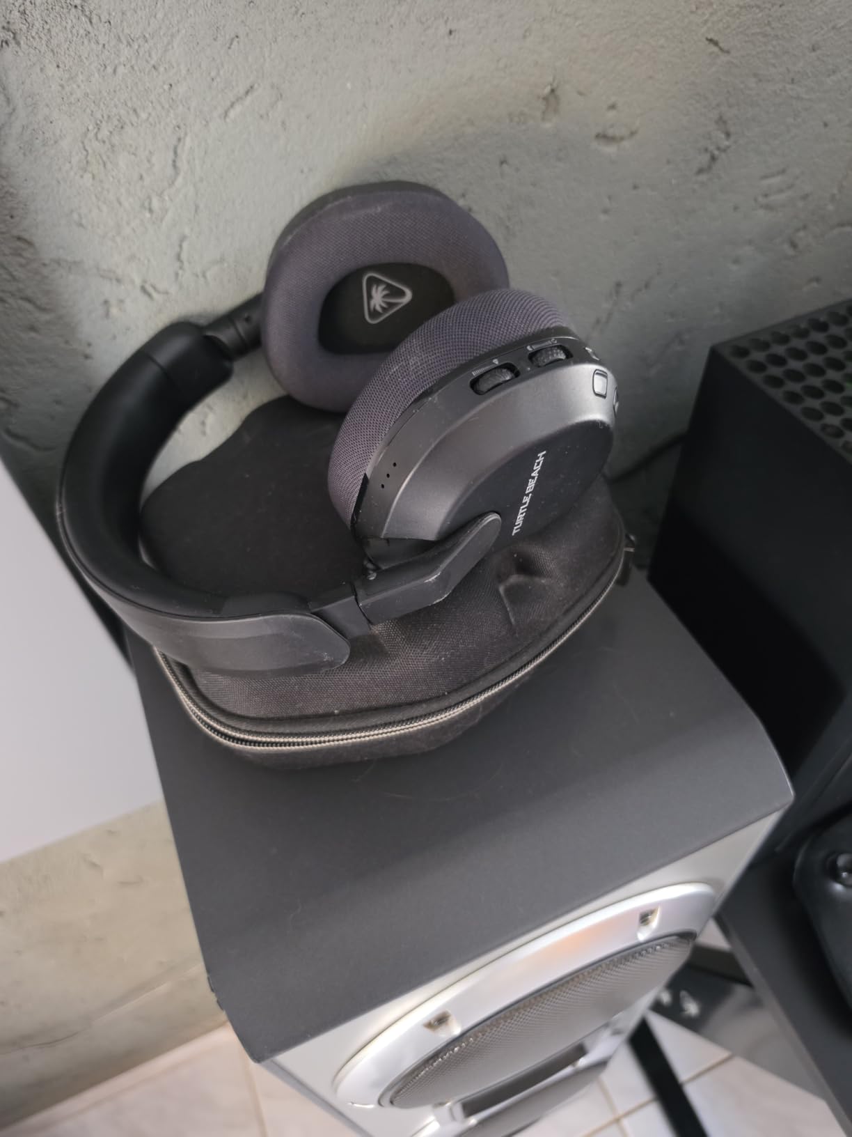 Turtle Beach Stealth 600 Wireless Gaming Headset for Xbox, PS5, PC, Mobile customer photo 1