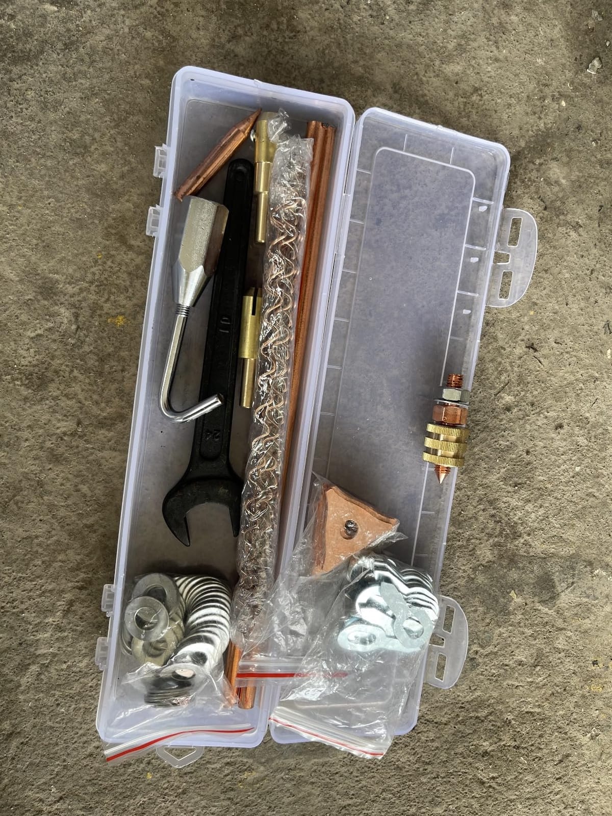 VEVOR Stud Welder Dent Repair Kit, 3KW Spot Welder Dent Puller with 6 Welding Modes, Auto Body Spot Welding Dent Puller Machine & 16 Types of Welding Accessories for Car, Truck, Motorcycle Dent Repair customer photo 2