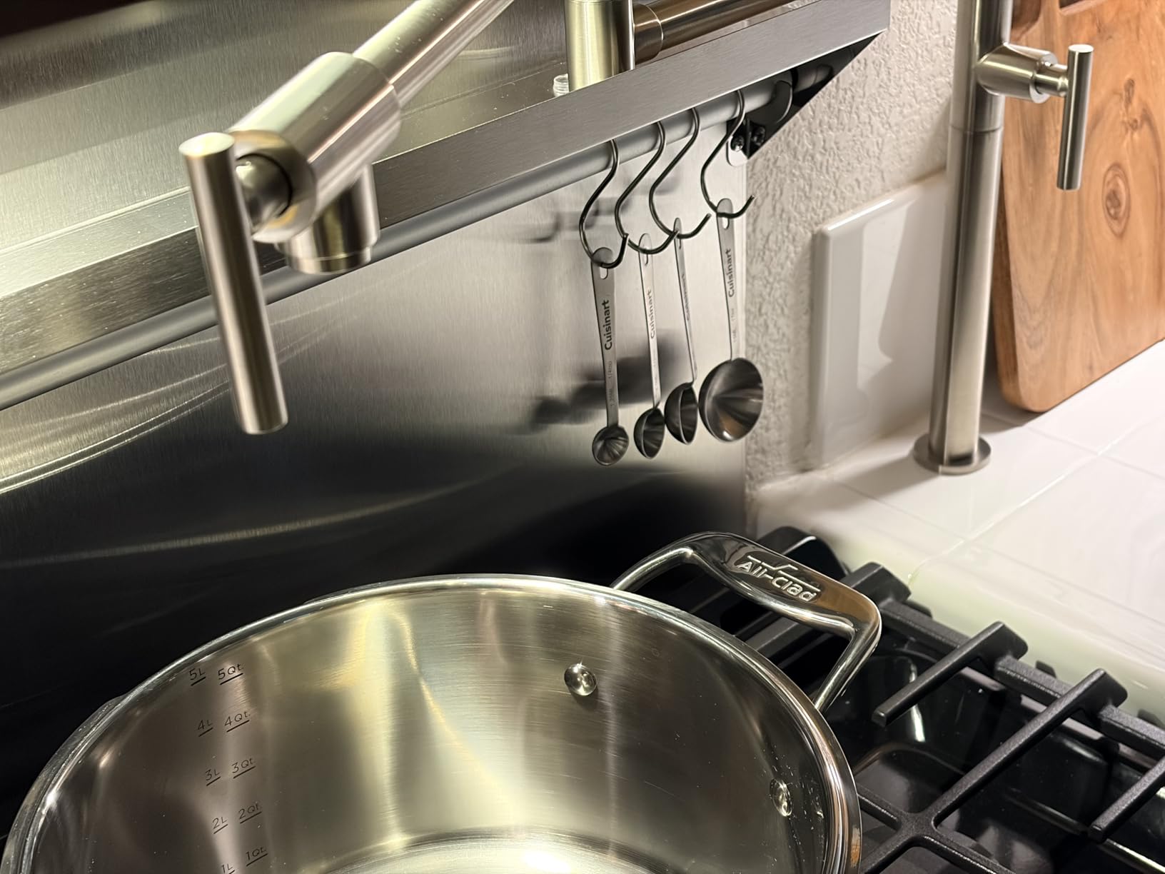 All-Clad Simply Strain Stainless Steel 16 Qt Stock Pot with Strainer Insert | Large Multipot with deep straining insert, wide handles, Boiling & Steaming, Dishwasher Safe, Oven Safe up to 600F customer photo 2