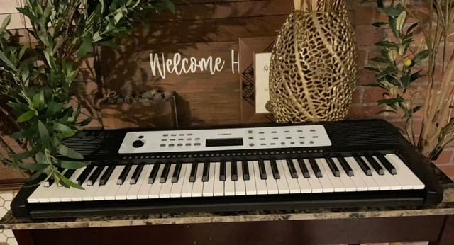 Yamaha 61-Key Portable Keyboard for Beginners with Built-In Songs, Quiz Mode, Music Rest, with Power Adapter YPT280 customer photo 2