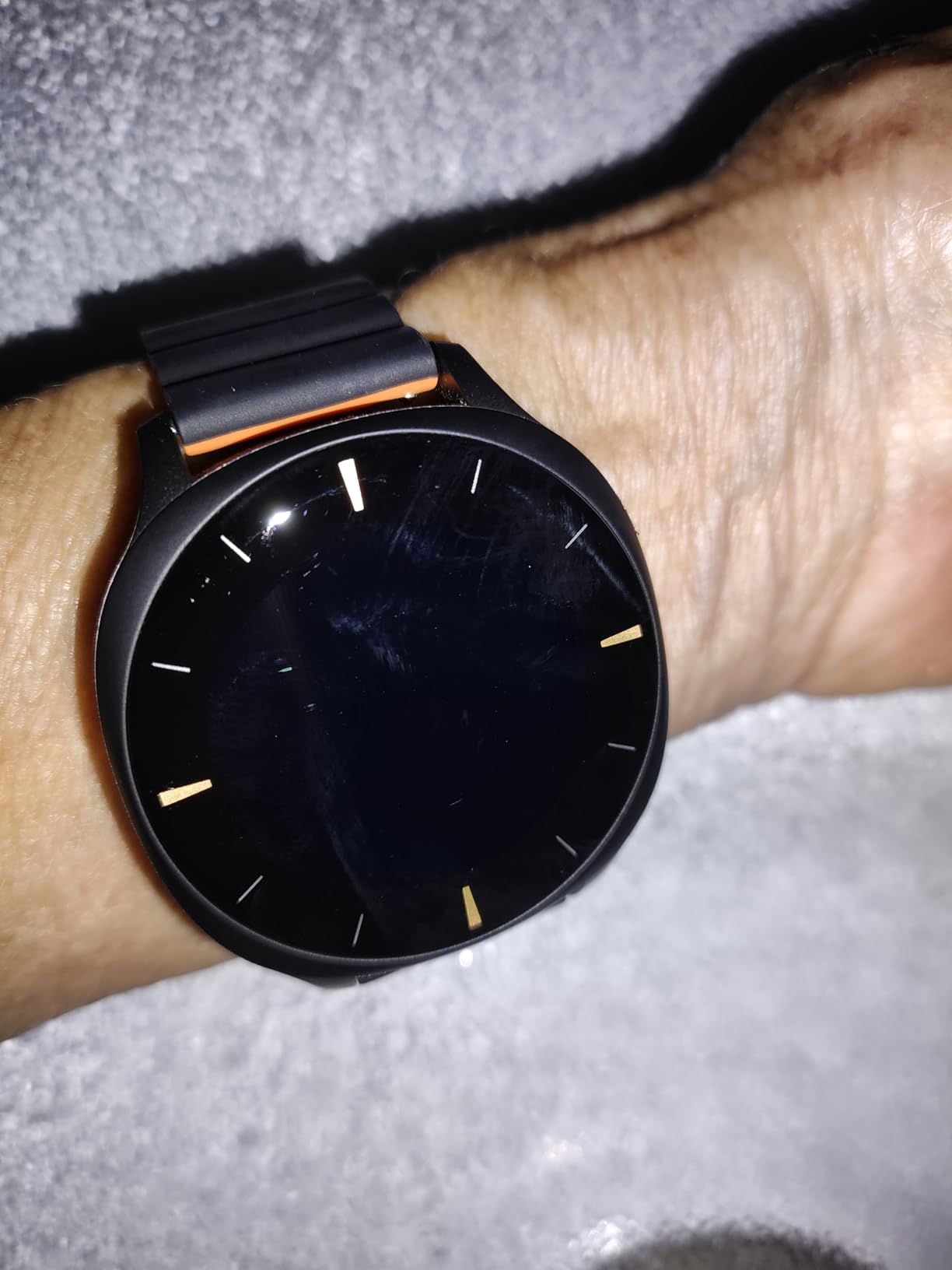 Audar E2 Senior Smartwatch with Fall Detection & SOS, Vital Sign Monitoring customer photo 1