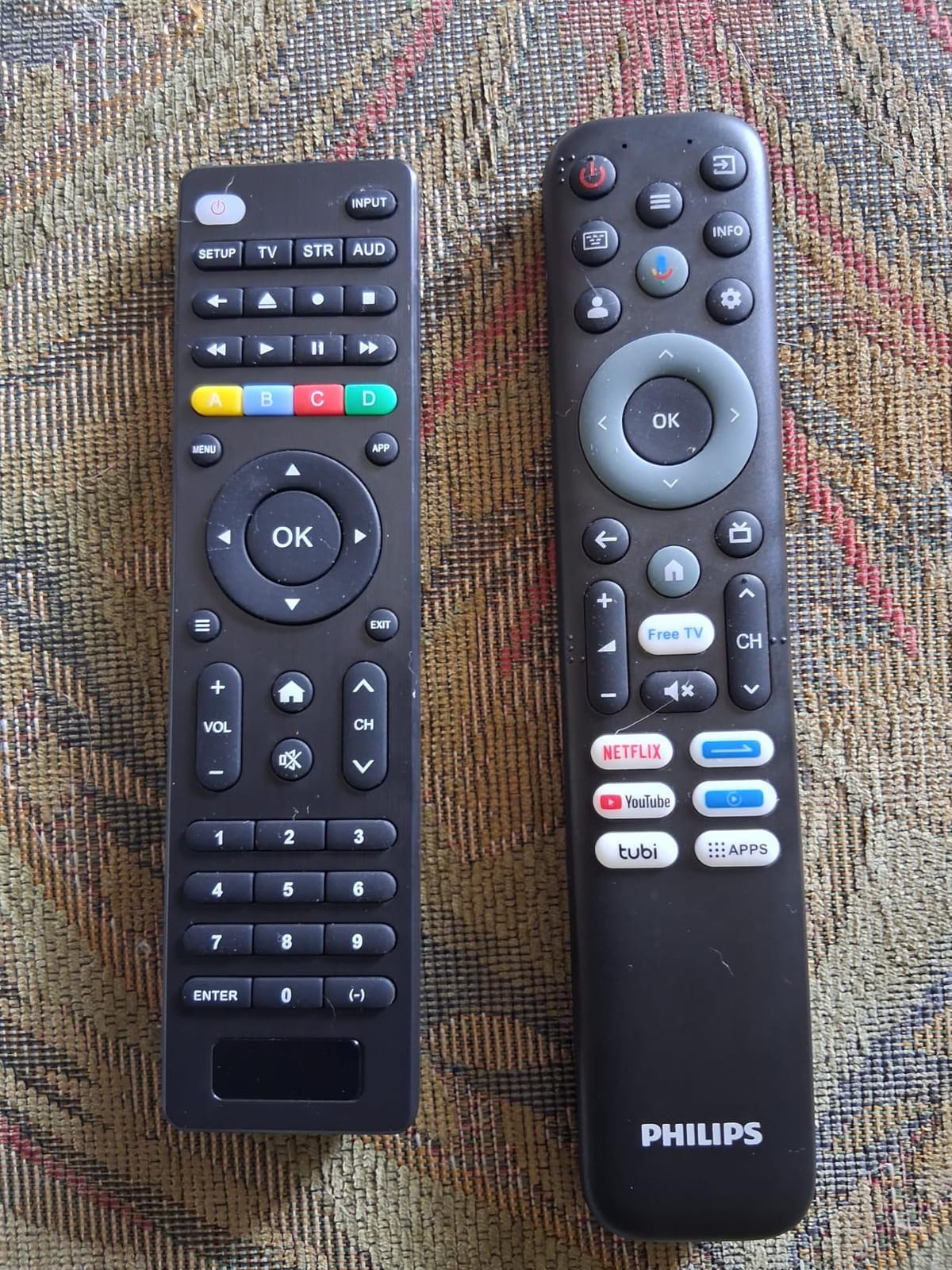 Universal-TV-Remote-Control for Samsung LG Vizio Roku TCL Hisense Sony TVs customer photo 2