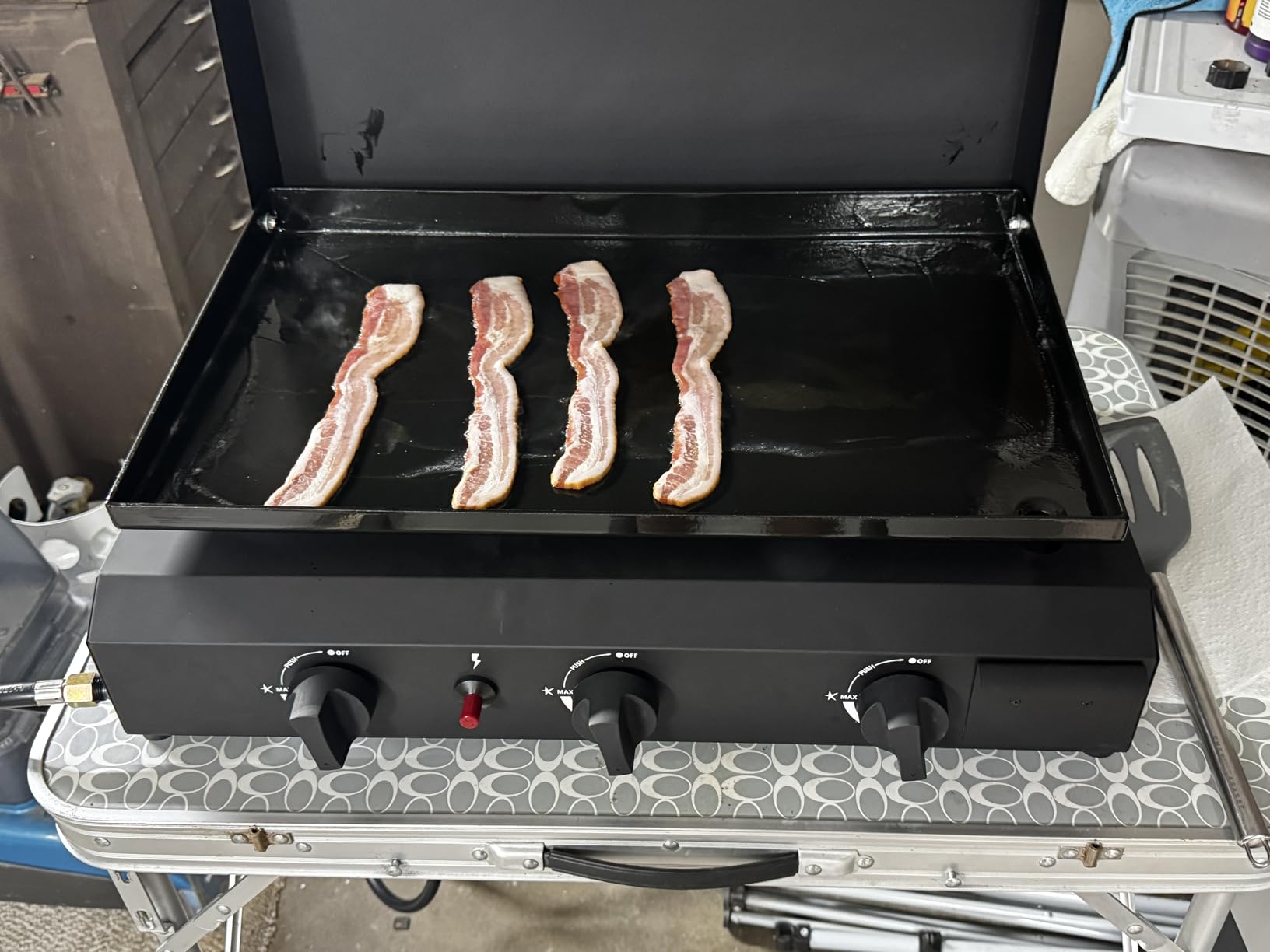 SKOK 3 Burners Outdoor Tabletop Gas Griddle with Hood, Flat Top Grill customer photo 2