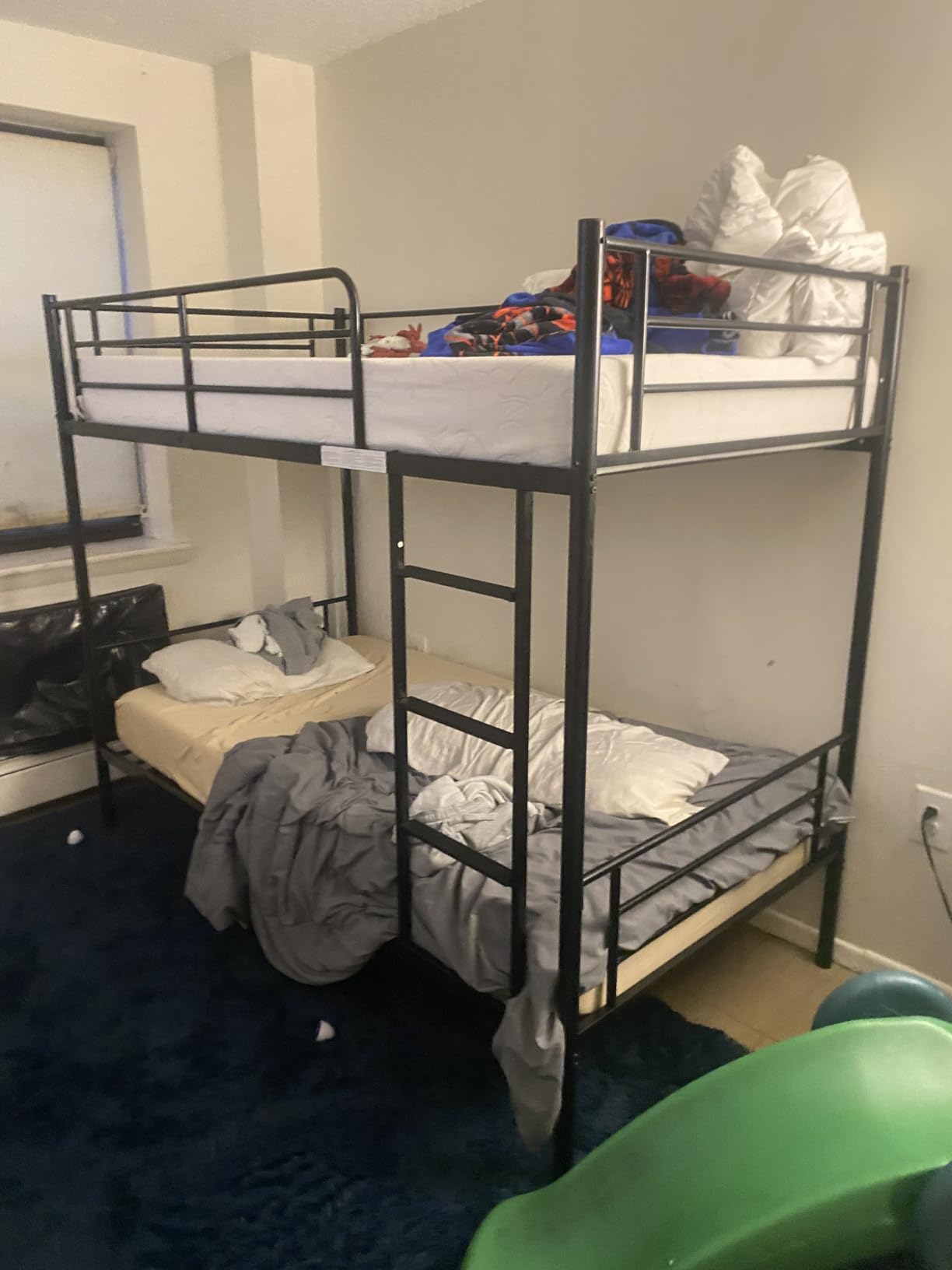 Karl home Metal Bunk Bed Twin Over Twin with Built-in Ladder, Black customer photo 2