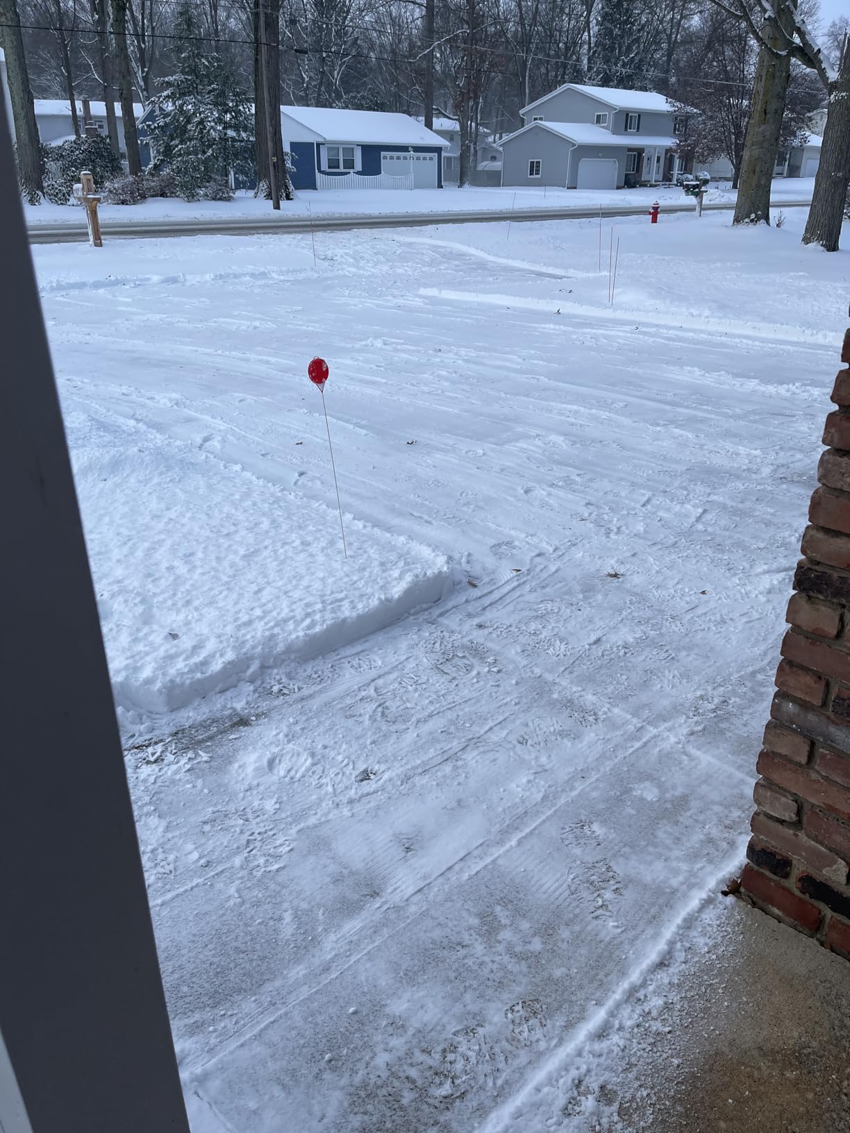 VOLTASK 48V Cordless Snow Blower, 48-Volt 20-Inch Brushless Electric Snow Blower Cordless, Battery Snow Blower with Directional Plate & LED Lights (2 * 24V Battery & Dual Quick Charger Included) customer photo 1