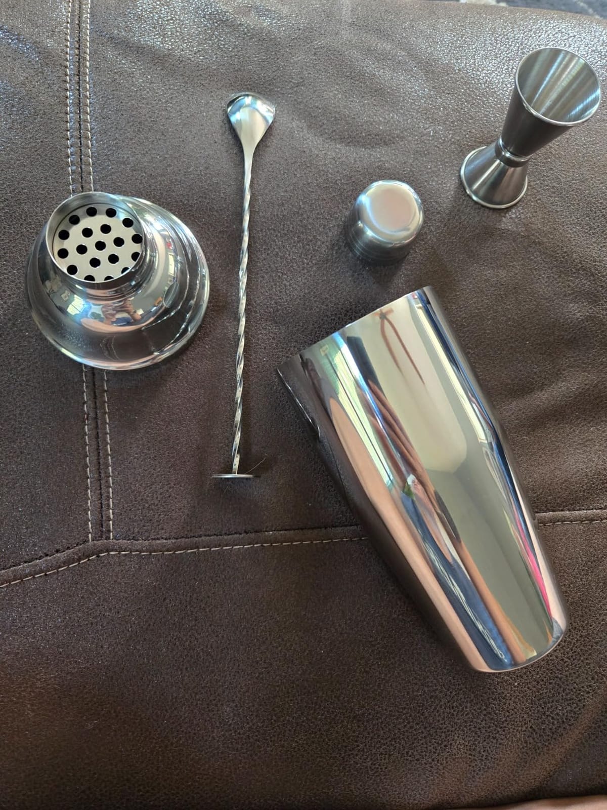 Ohtomber 24oz Stainless Steel Cocktail Shaker Set Bartender Kit | Includes Built-in Strainer, Jigger & Mixing Spoon, Martini Drink Mixer Set, Ideal Bar Accessories for Beginners & Home Bar customer photo 2