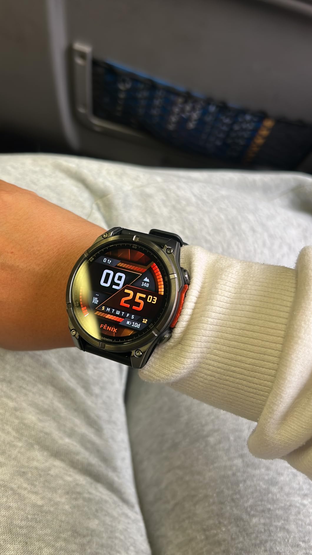 Garmin fēnix 8, 47mm, Black | Premium Multisport Smartwatch, AMOLED Display, GPS, Built-In Flashlight, Dive-Rated, Built-In Speakers & Mic customer photo 2