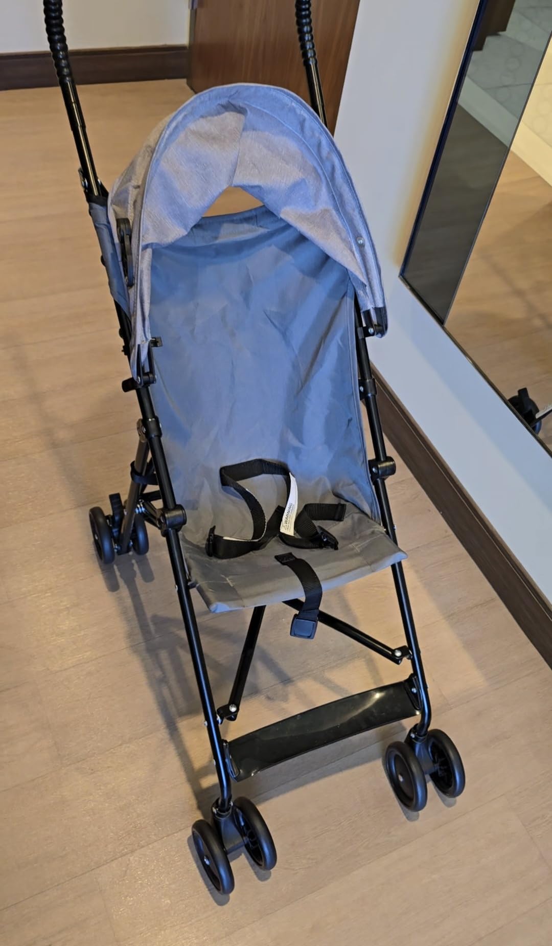 Dream On Me Aero Travel Umbrella Stroller, 1-Hand Fold, Lightweight, Grey customer photo 2