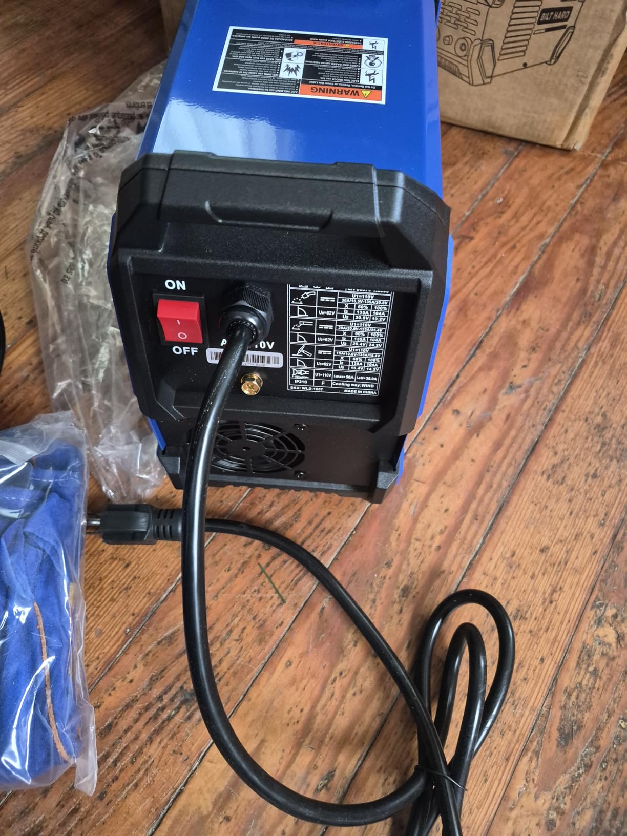 BILT HARD 135A 3-in-1 IGBT Inverter Welder, 110V Flux Core MIG/Lift TIG/Stick Welding Machine with Synergic Control, LED Display, 2T/4T/SPOT Modes & Full Kit (Solar Helmet) customer photo 1