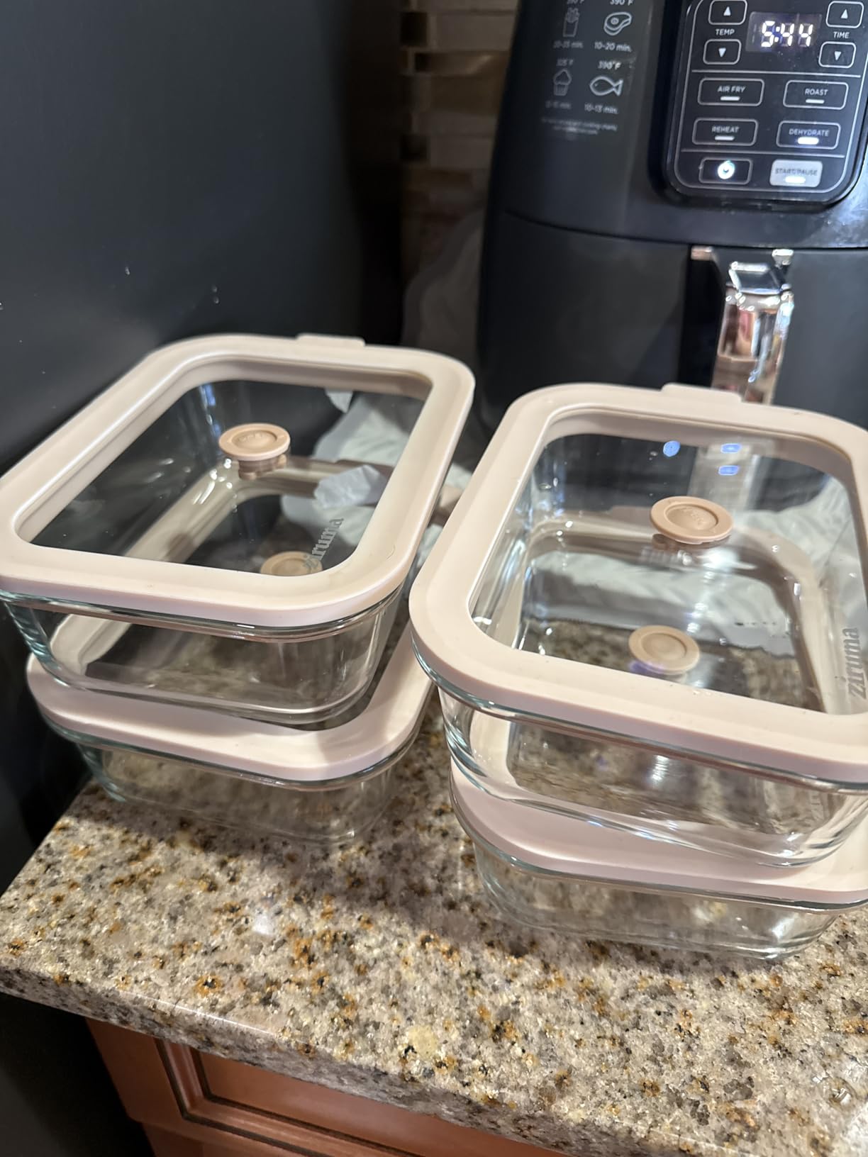 Non-Toxic Glass Food Containers with Lids, 4-Pack, 35 oz, Airtight, Beige customer photo 2