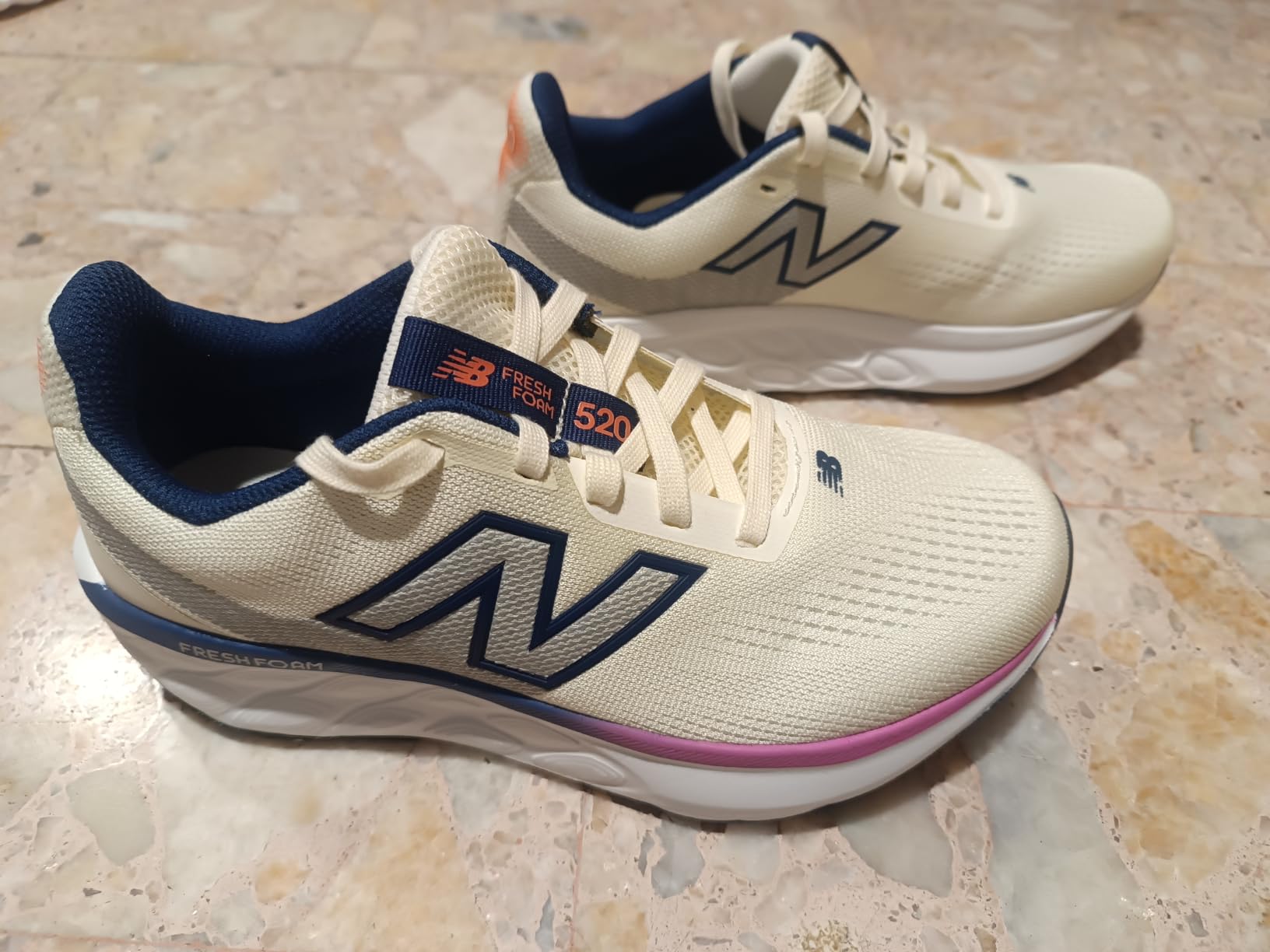 New Balance Women's Fresh Foam 520 V9 Running Shoes customer photo 2