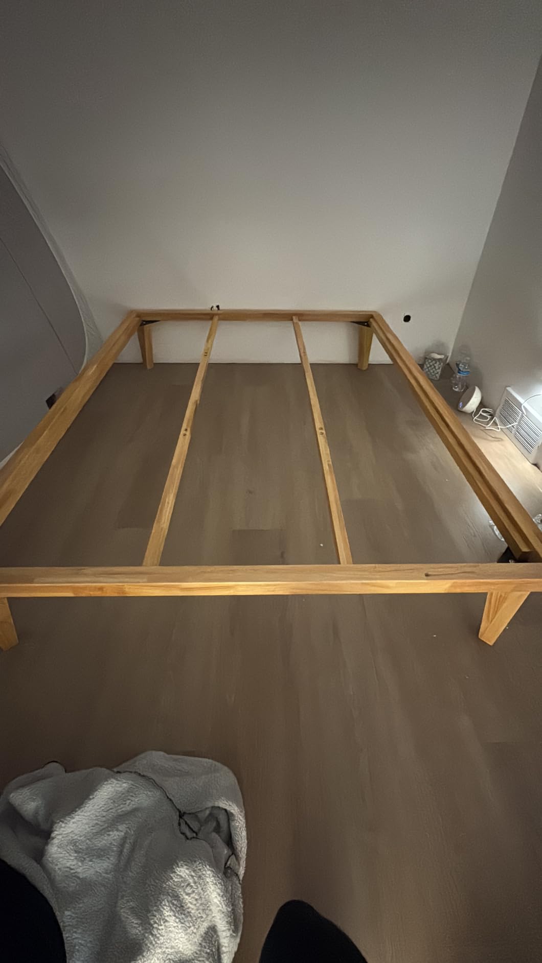 NELYE California-King Wood Platform Bed Frame, 14 Inch Bed Base, Oak | Solid Wood Mattress Foundation featuring Rubberwood Frame and Legs, Pine Wood Slats, Sturdy Construction, Easy Assembly customer photo 1
