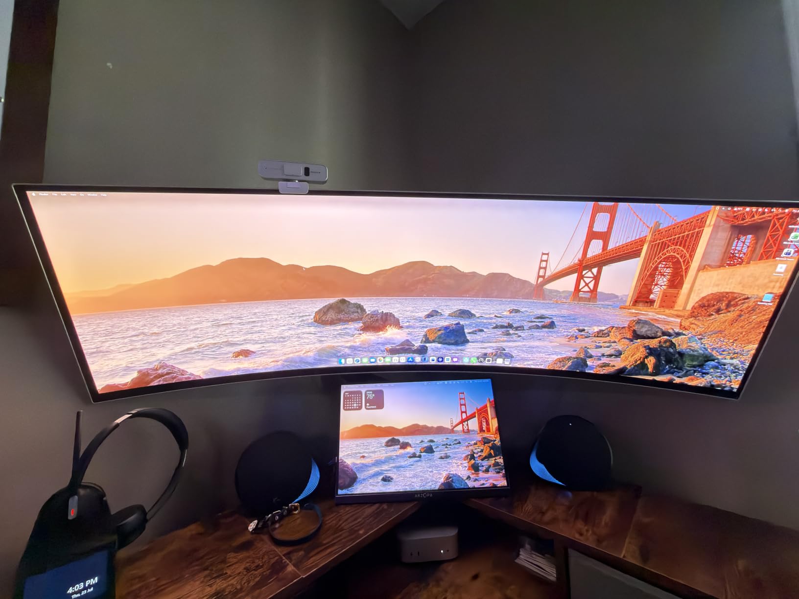 HUANUO TitanLift Heavy Duty Monitor Arm for Screens up to 49