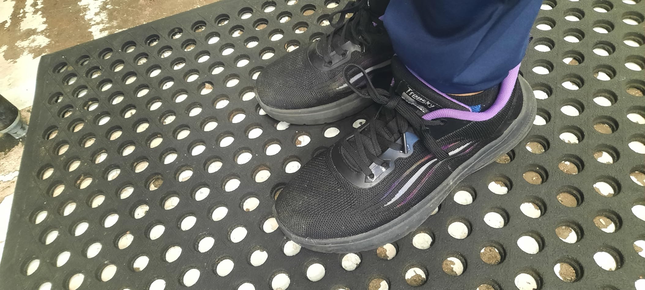 Treesky Non Slip Work Shoes for Women, Restaurant & Kitchen Sneakers customer photo 2