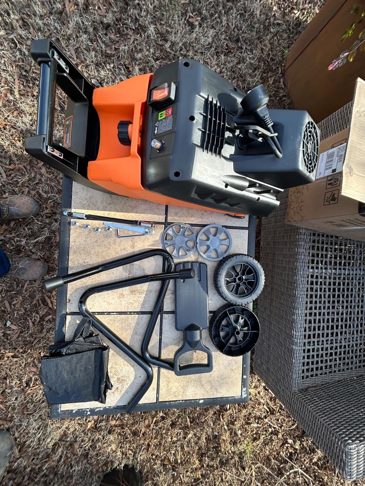 LawnMaster Electric Wood Chipper 1.8'' Cutting Diameter with Bag, FD1503 customer photo 1