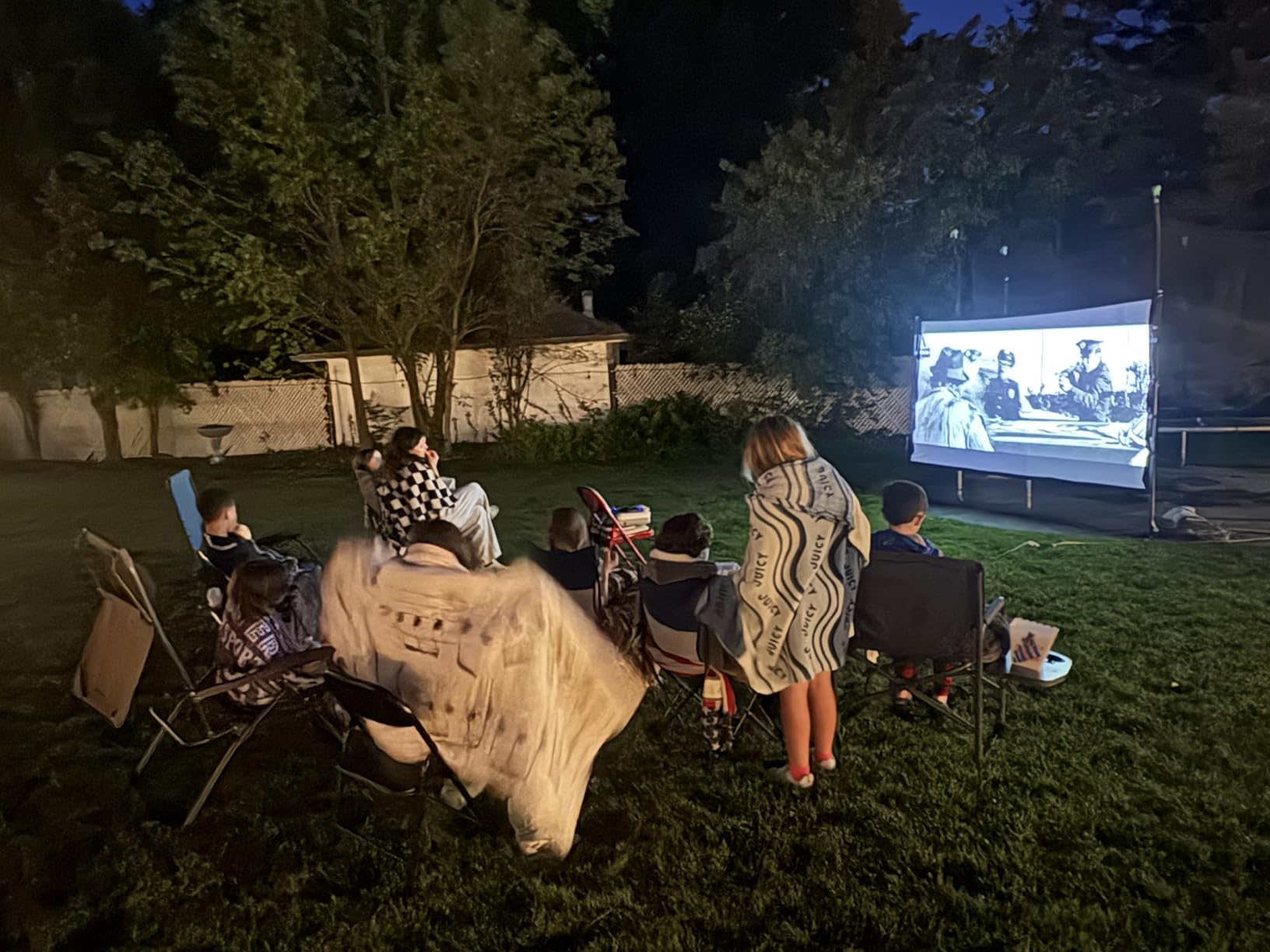 Outdoor Projector Screen with Stand - 120 Inch Portable Projector Screen Indoor and Outdoor Projector Screens 16:9 4K HD Wrinkle Free Lightweight Movie Screen with Carry Bag,Enioy Movie Nights customer photo 1
