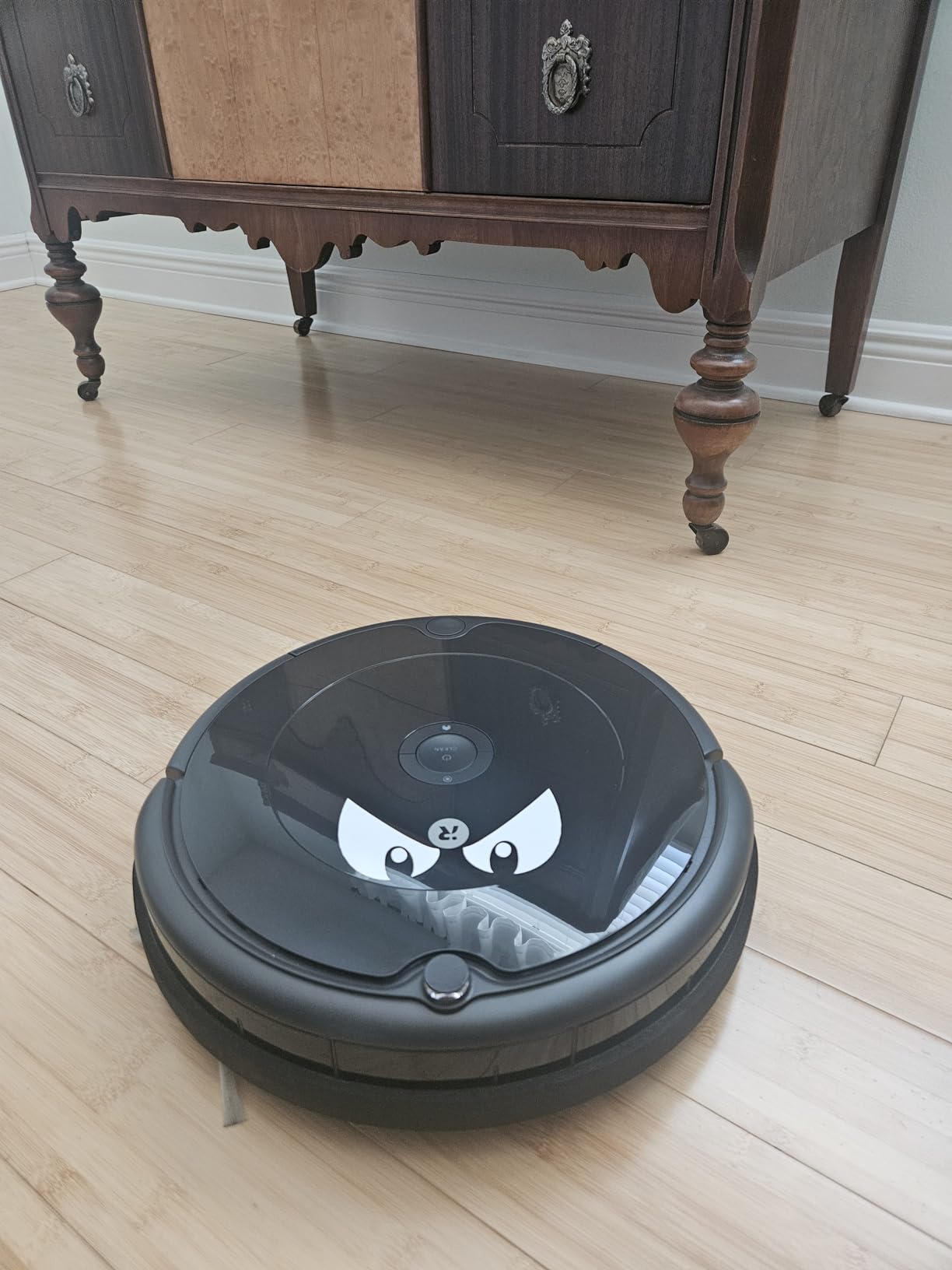 iRobot Roomba 105 Vac Robot Vacuum - Easy to use, Intense Power-Lifting Suction, LiDAR Navigation, Multi-Surface Cleaning, Cleans in Neat Rows, Self-Charging customer photo 1