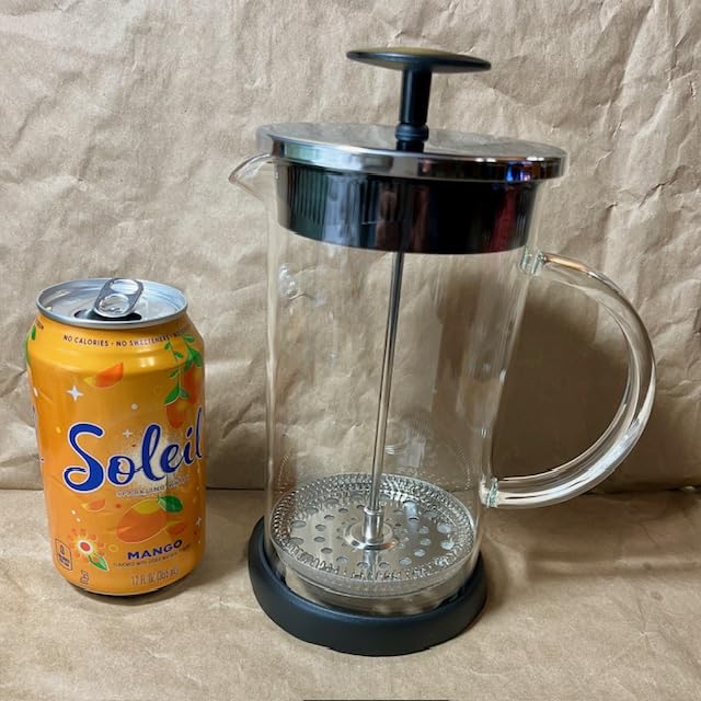 Amazon Basics French Coffee Press, 34 oz., Borosilicate Glass, BPA-Free, Triple Filtration System, Dishwasher-Safe Parts customer photo 2