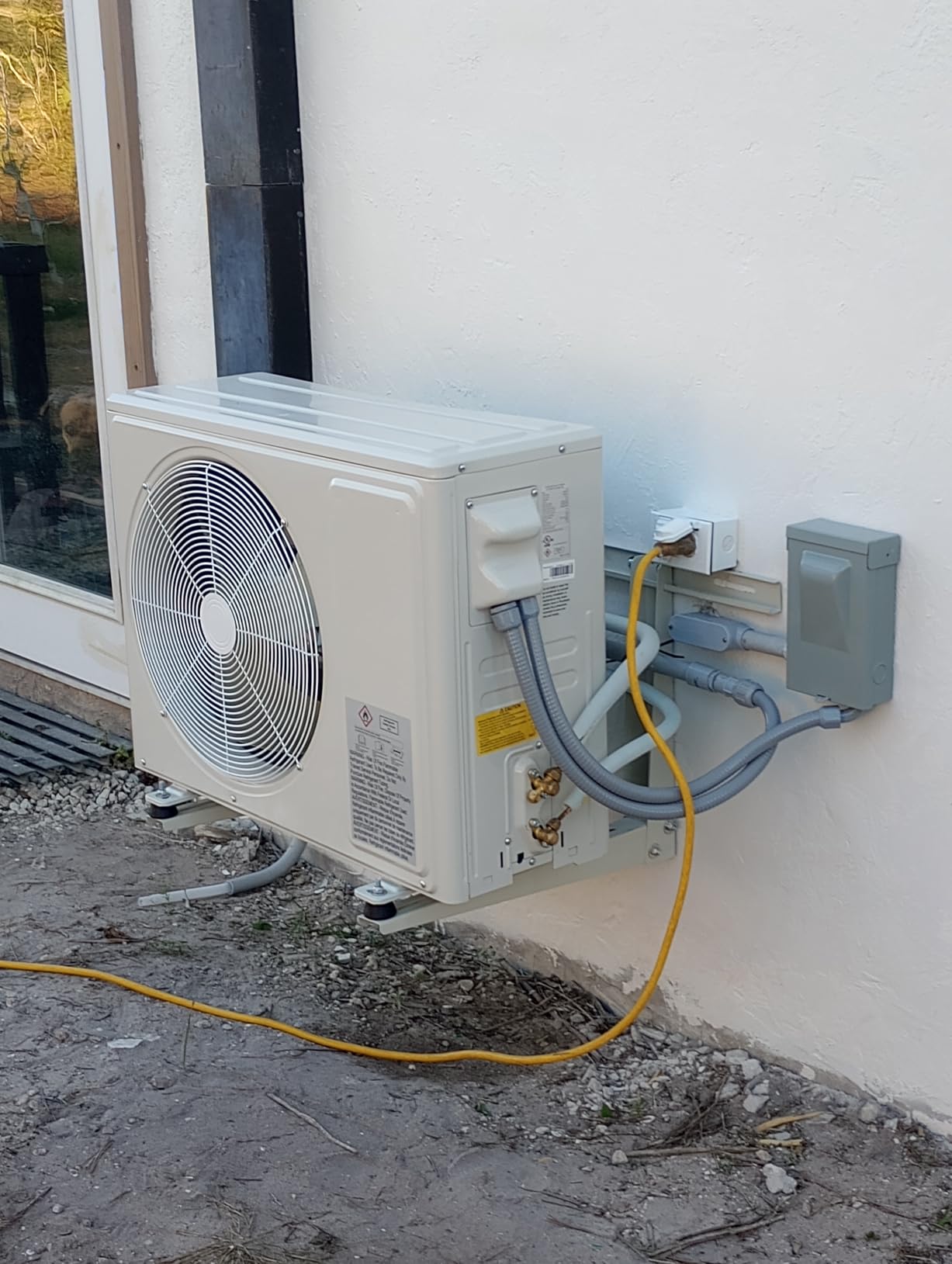 Mountman 12000 BTU Mini Split AC/Heating System,19 SEER2 110/120V Energy Efficient Ductless Inverter System,Cools Up to 750 Sq.Ft with Pre-Charged Condenser,Heat Pump & Installation Kits customer photo 2