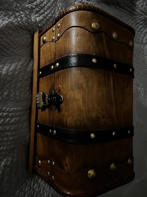 Wooden Vintage Luggage Trunks Set of 2, Decorative Antique Suitcase Storage customer photo 1