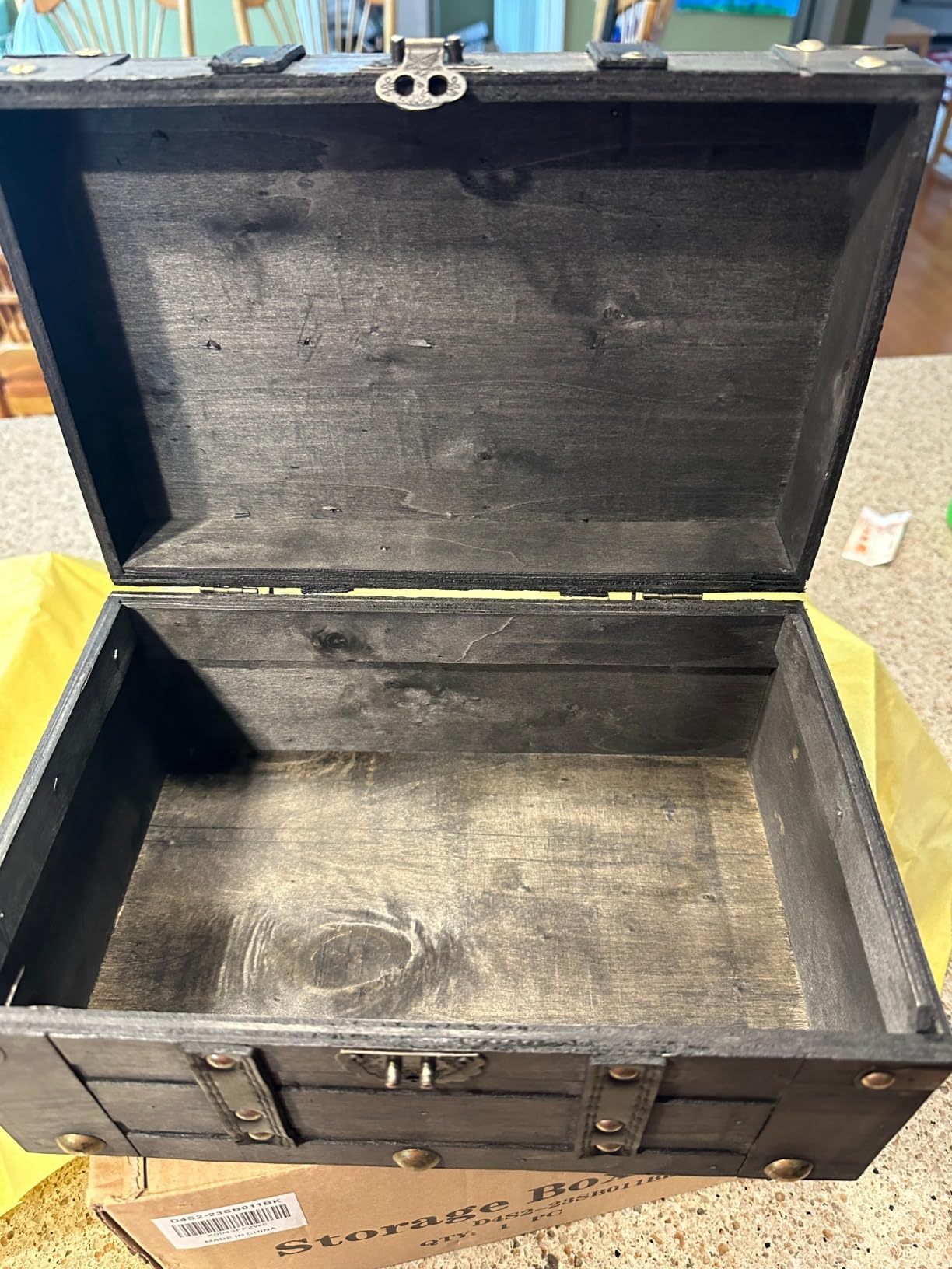 Wooden Vintage Luggage Trunks Set of 2, Decorative Antique Suitcase Storage customer photo 2