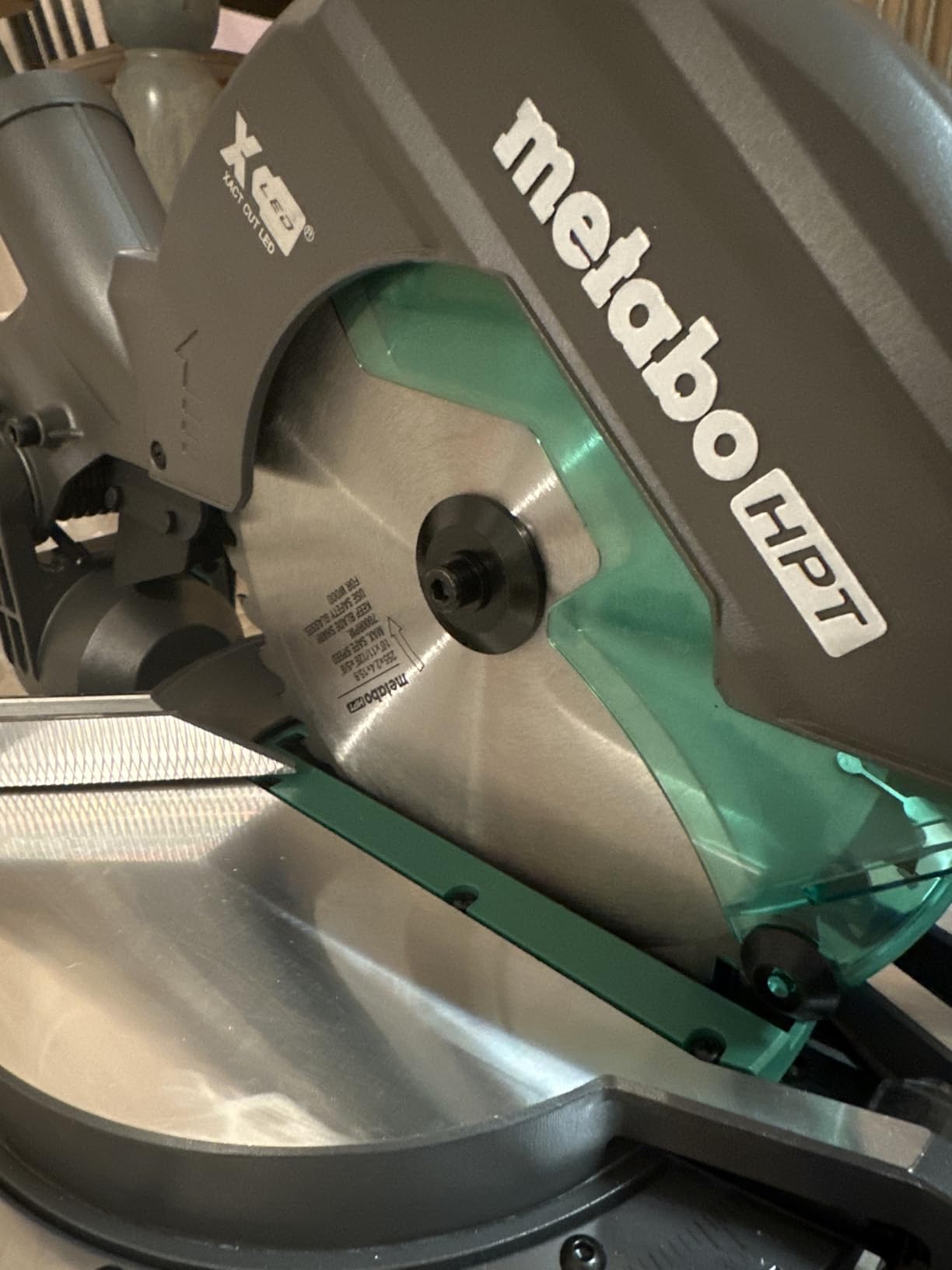 Metabo HPT 10-Inch Single Bevel Compound Miter Saw, 15-Amp Power Saw with Xact Cut Shadow Line, Precision Miter Angles, Single Bevel 0-45°, 40T TCT Miter Saw Blade, Lightweight Design, C10FCG2 customer photo 1