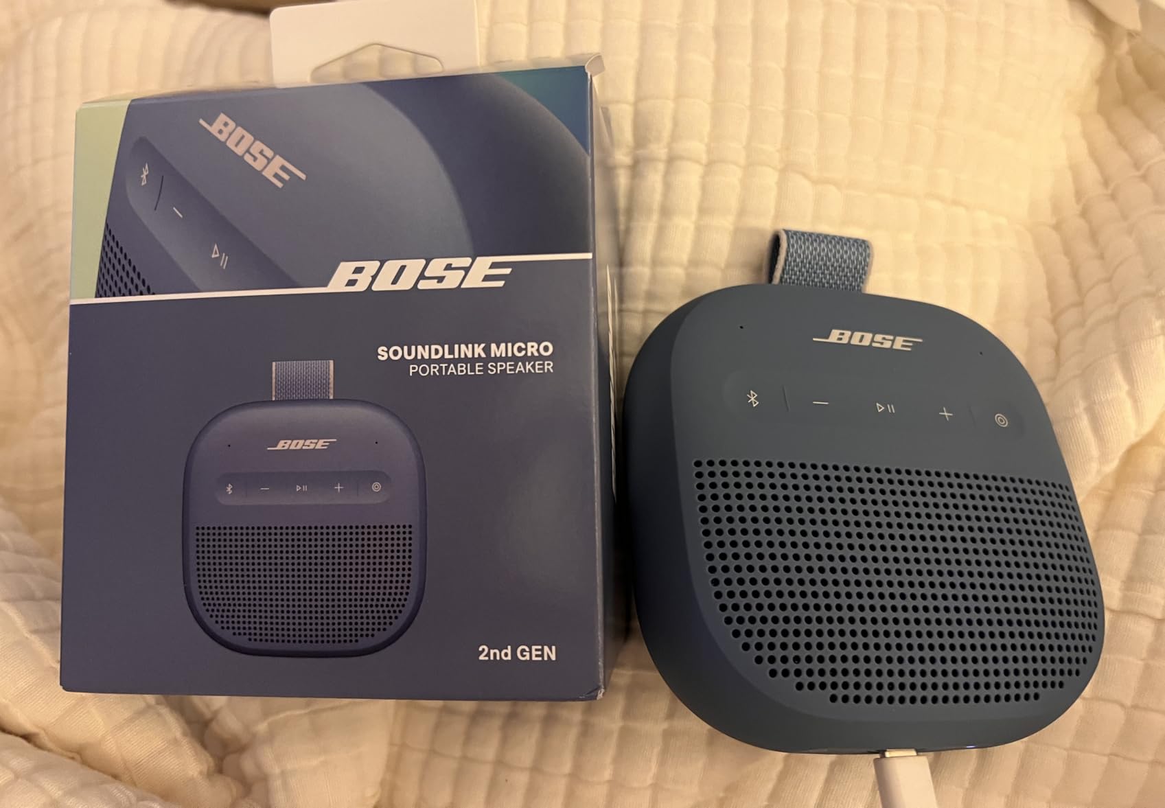 Bose SoundLink Micro Portable Bluetooth Speaker (2nd Gen), Wireless Outdoor Speaker, Up to 12 Hours Battery Life, Waterproof and Dustproof, Black customer photo 2