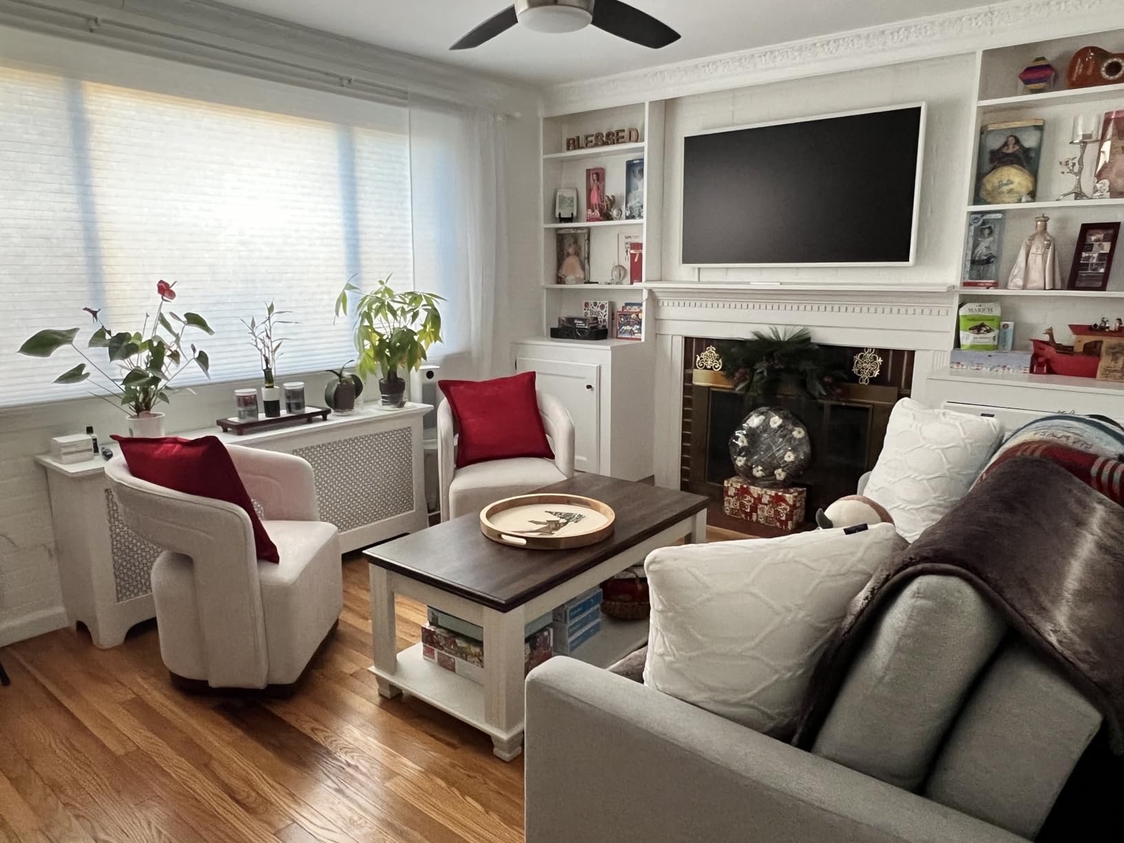 SAVOR LIFE Farmhouse Coffee Tables for Living Room, Walnut | Heavy-Duty Rectangle Center Table with Open Storage Shelf & Thickened Top & Square Wooden Legs customer photo 2