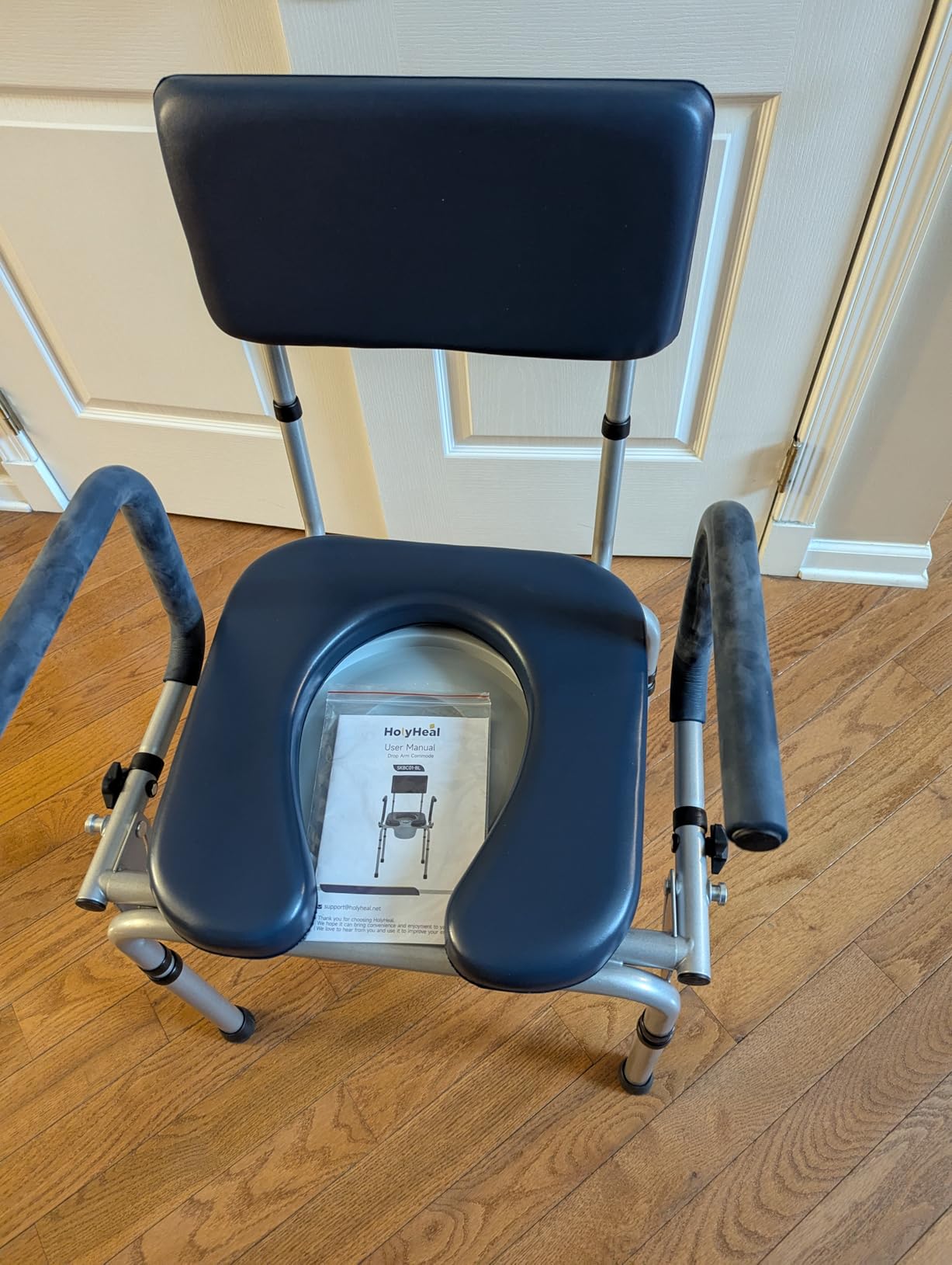 M73 Drop Arm Bedside Commodes for Seniors, Potty Chair for Adults customer photo 1