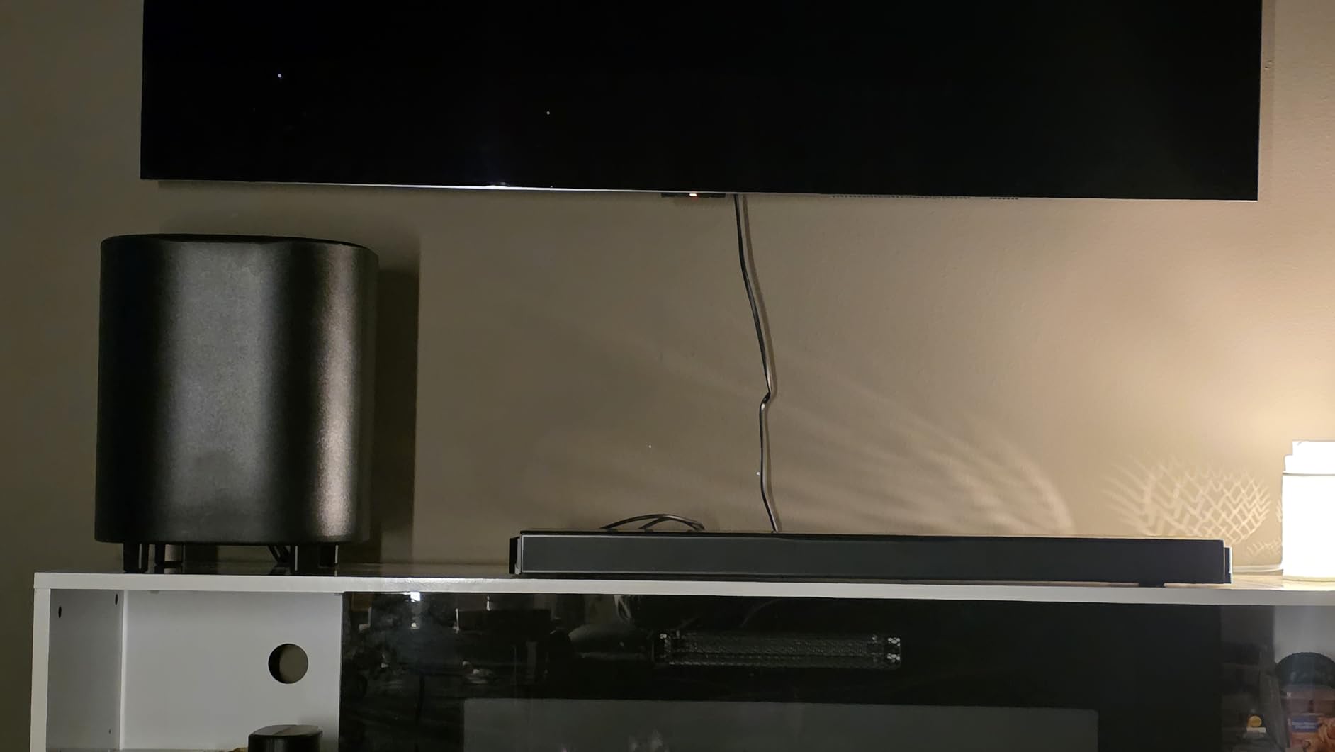 JBL Bar 700MK2 Soundbar with Subwoofer, Dolby Atmos Surround - Black customer photo 1