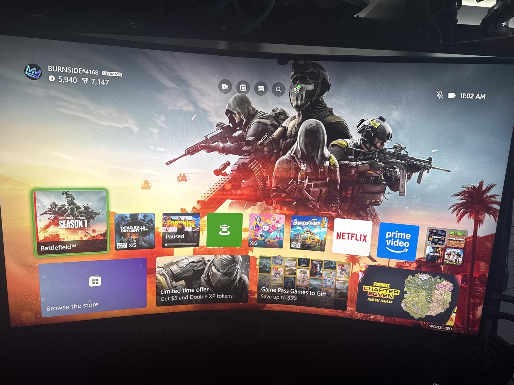 Samsung 37” Odyssey G7 (G75F) Series 4K UHD Curved Gaming Monitor customer photo 1