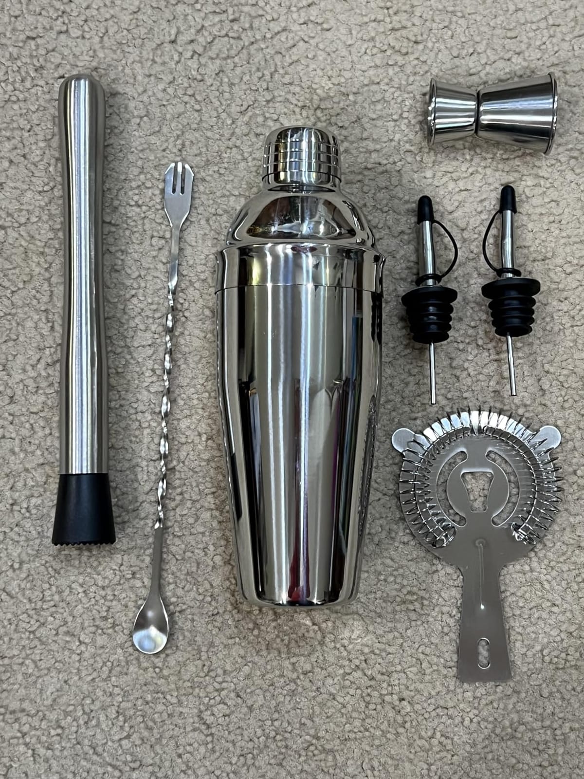 Cocktail Shaker Set, 7-Piece Bartender Kit, Mixology Kit, Bar Set | Stainless Steel Cocktail Making Kit for Home Bar and Parties with Martini Shaker, Jigger, Strainer, Muddler and Pourers customer photo 1