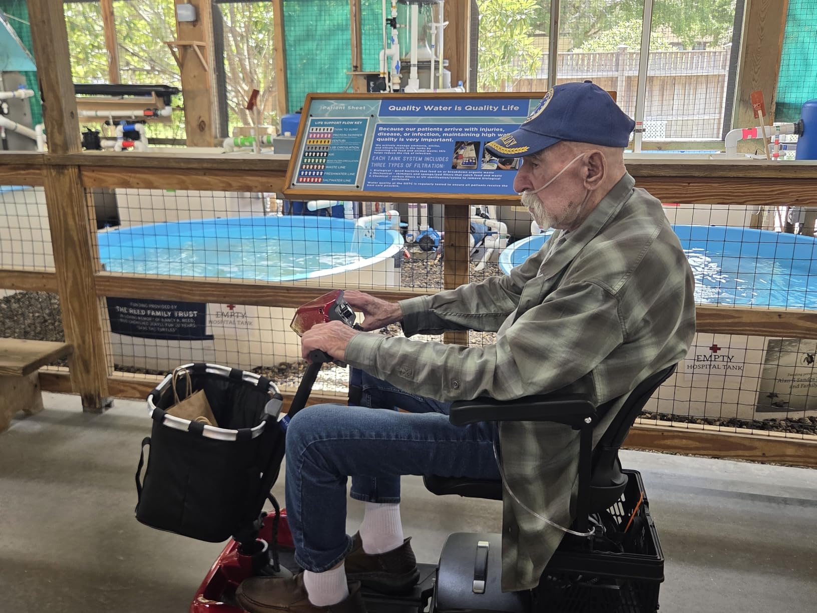 Foldable 4-Wheel Mobility Scooter for Adults – Portable Motorized Scooter with 330 lbs Capacity, Detachable Battery, Dual Baskets, Cup & Phone Holder, Blue customer photo 1