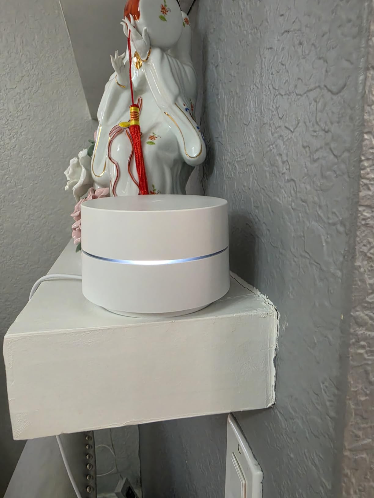 Google WiFi - AC1200 - Mesh WiFi Router System Bundle (3-Pack) - 4500 Sq Ft Coverage - Retail Packaging - Easy Setup, Seamless Signal for Smart Home Devices - Snow customer photo 1