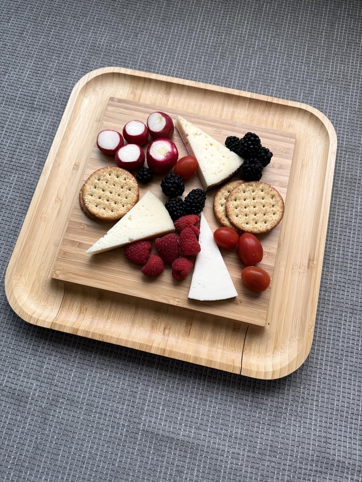 Cheese Board Gift Set with Built-in Storage Drawer, Bamboo Charcuterie Board Set with Cheese Knives, Slate Labels & Bottle Opener customer photo 1