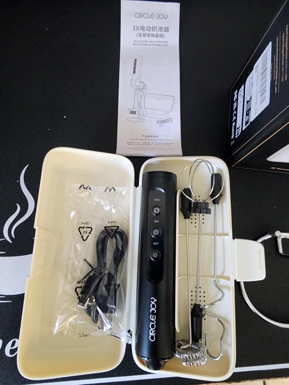 CIRCLE JOY Rechargeable Handheld Milk Frother Wand with Stand, 3 Variable Speeds, 3 Whisks and Storage Box, Electric Drink Mixer for Latte, Cappuccino, Hot Chocolate, Eggs and Protein Powder, Black customer photo 2