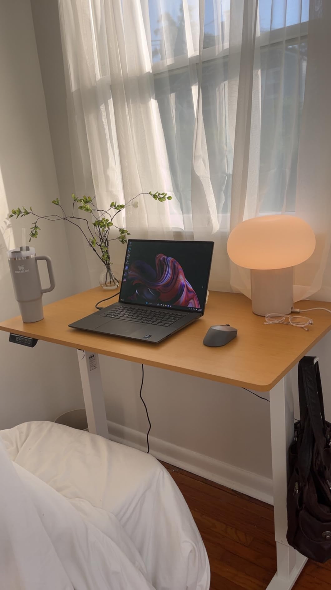 DUMOS 63 Inch Electric Standing Desk, Memory Adjustable Home Office Desk customer photo 2