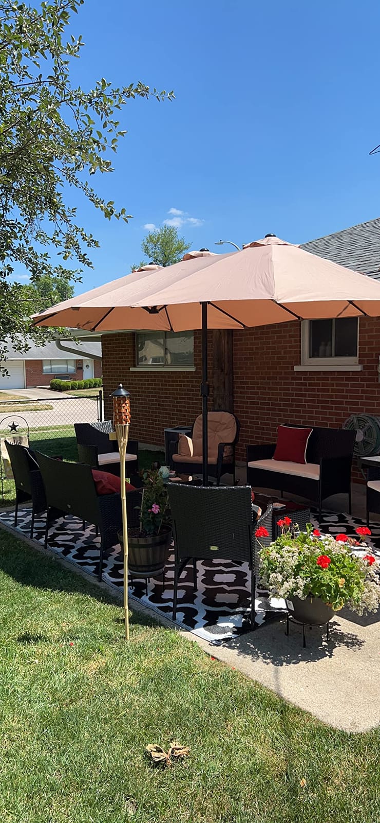 SUPERJARE 15ft Large Patio Umbrella with Base included, Double Sided Outdoor Umbrella with Solar Lights, Pool Umbrella with Fade Resistant Canopy for Deck, Porch, Yard, Balcony, Beige customer photo 2