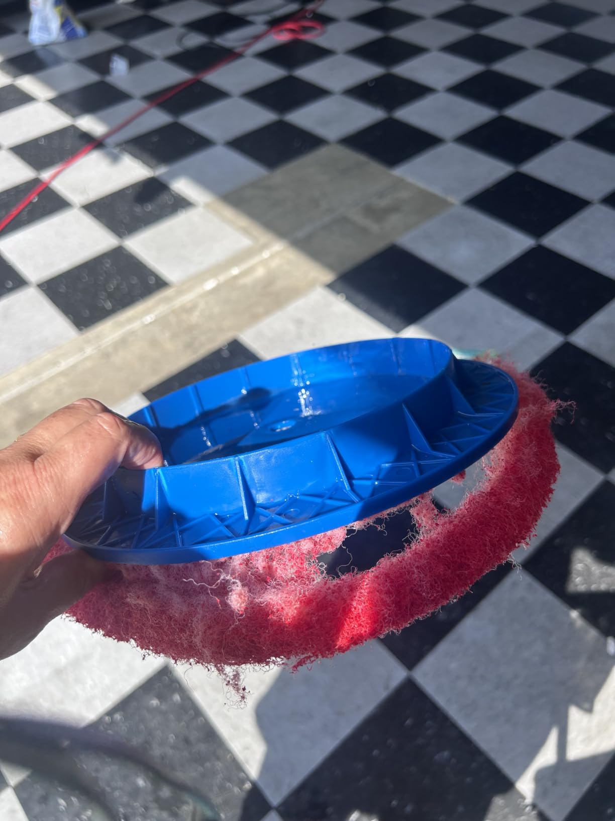 VEVOR Commercial Floor Scrubber Machine, Heavy Duty Floor Cleaner Polisher with 2 Wheels, Professional Electric Carpet Buffer, Max 1900 RPM, 43 FT Cord, 3 Pads & 3 Brushes - All Floor Surfaces customer photo 1