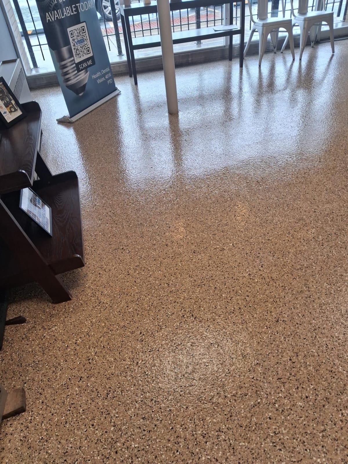 VEVOR Commercial Floor Scrubber Machine, Heavy Duty Floor Cleaner Polisher with 2 Wheels, Professional Electric Carpet Buffer, Max 1900 RPM, 43 FT Cord, 3 Pads & 3 Brushes - All Floor Surfaces customer photo 2