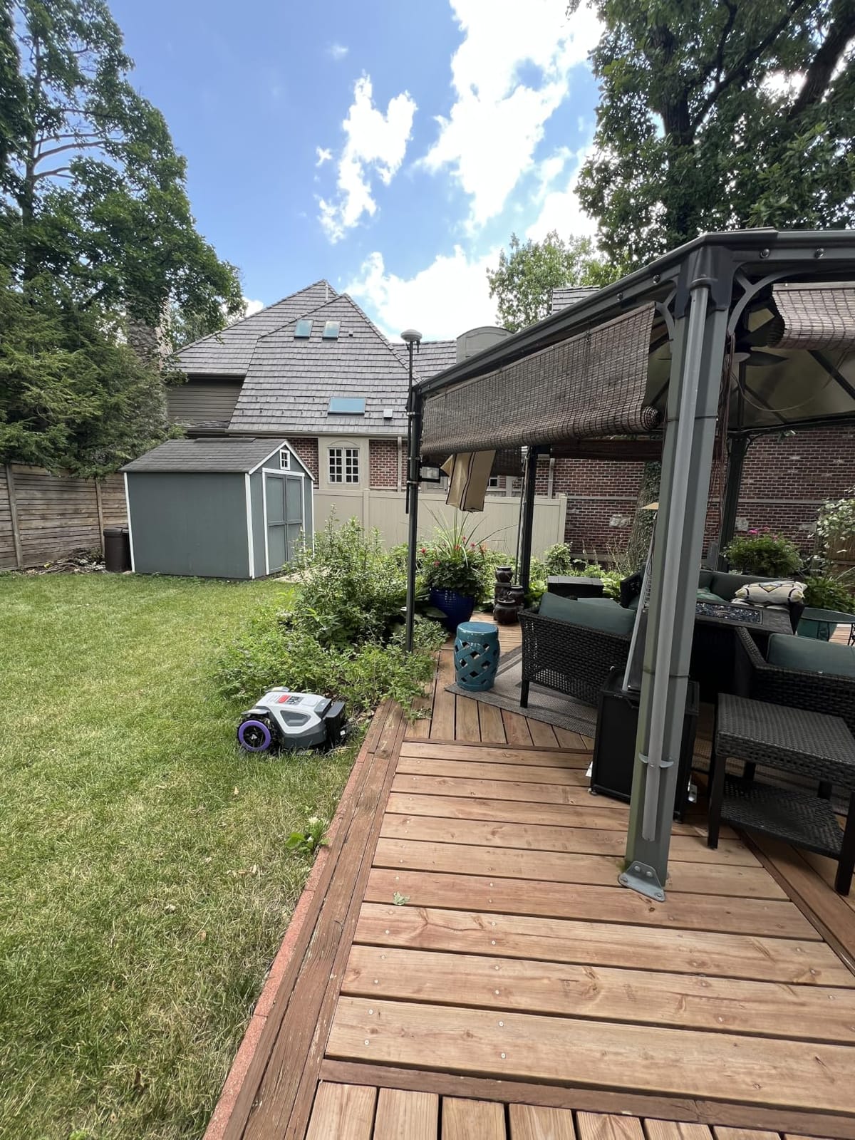 ANTHBOT M5 Robot Lawn Mower 1/8 Acre with Garage, Dual Vision+Full-Band NRTK Robotic Lawnmower, No Perimeter Wire, App Control Obstacle Avoidance, 45% Slope, Cutting Height, Multi-Zone Mapping customer photo 2