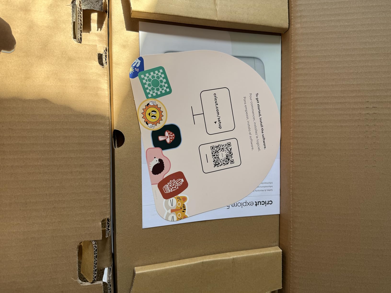 Cricut Explore® 5 Essential Bundle + Digital Content, Taupe customer photo 1