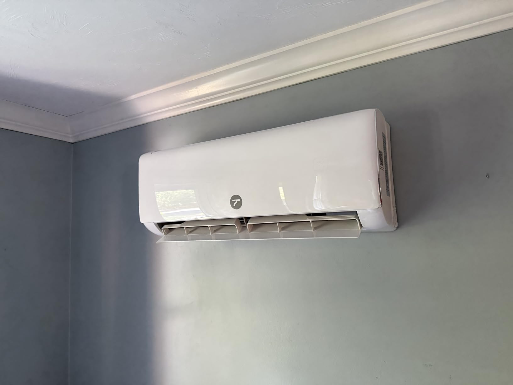 12000 BTU Mini Split Air Conditioner, 230V 20 SEER2 AC & Heat Pump customer photo 1