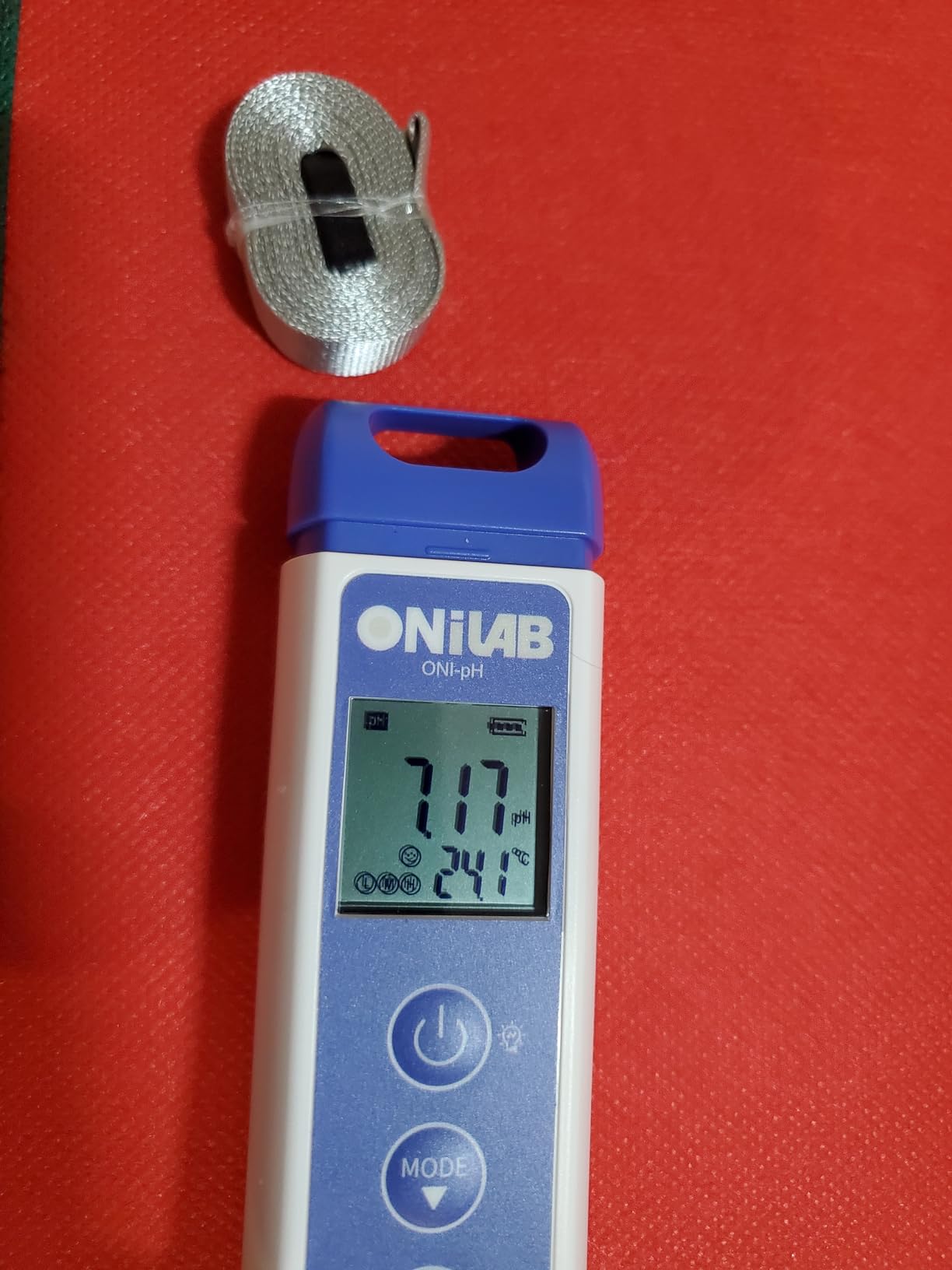 ONiLAB Digital PH Meter, 0.01 PH Accuracy, Waterproof Pen Tester customer photo 1